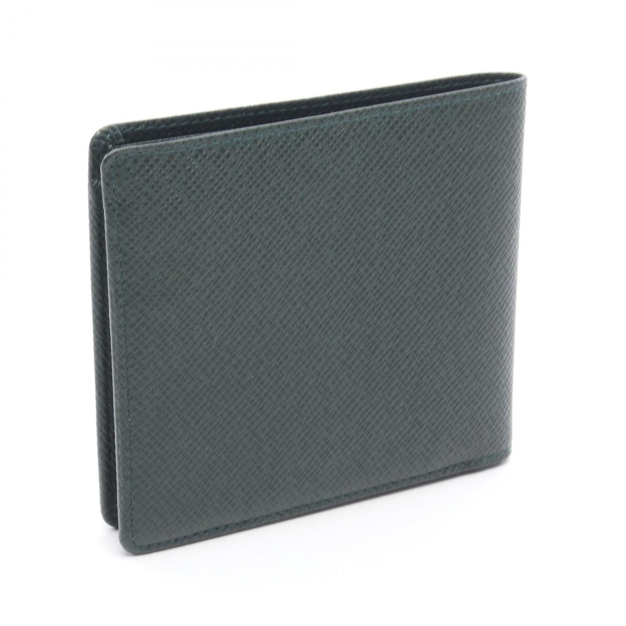 Louis Vuitton Green Taiga Leather Leather Wallet (Bi-Fold) (Pre-Owned)