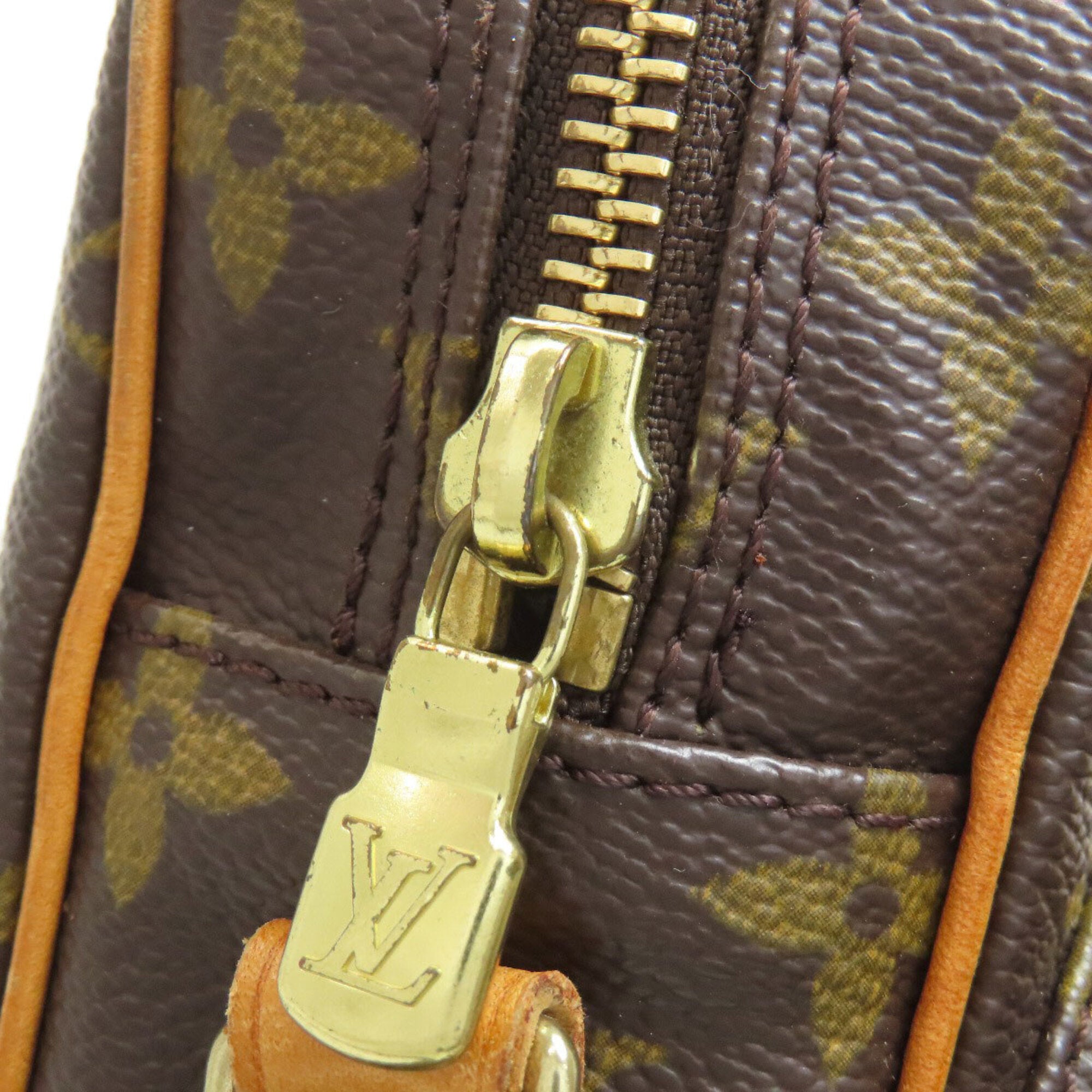 Louis Vuitton Monogram Monogram Shoulder Bag (Pre-Owned)