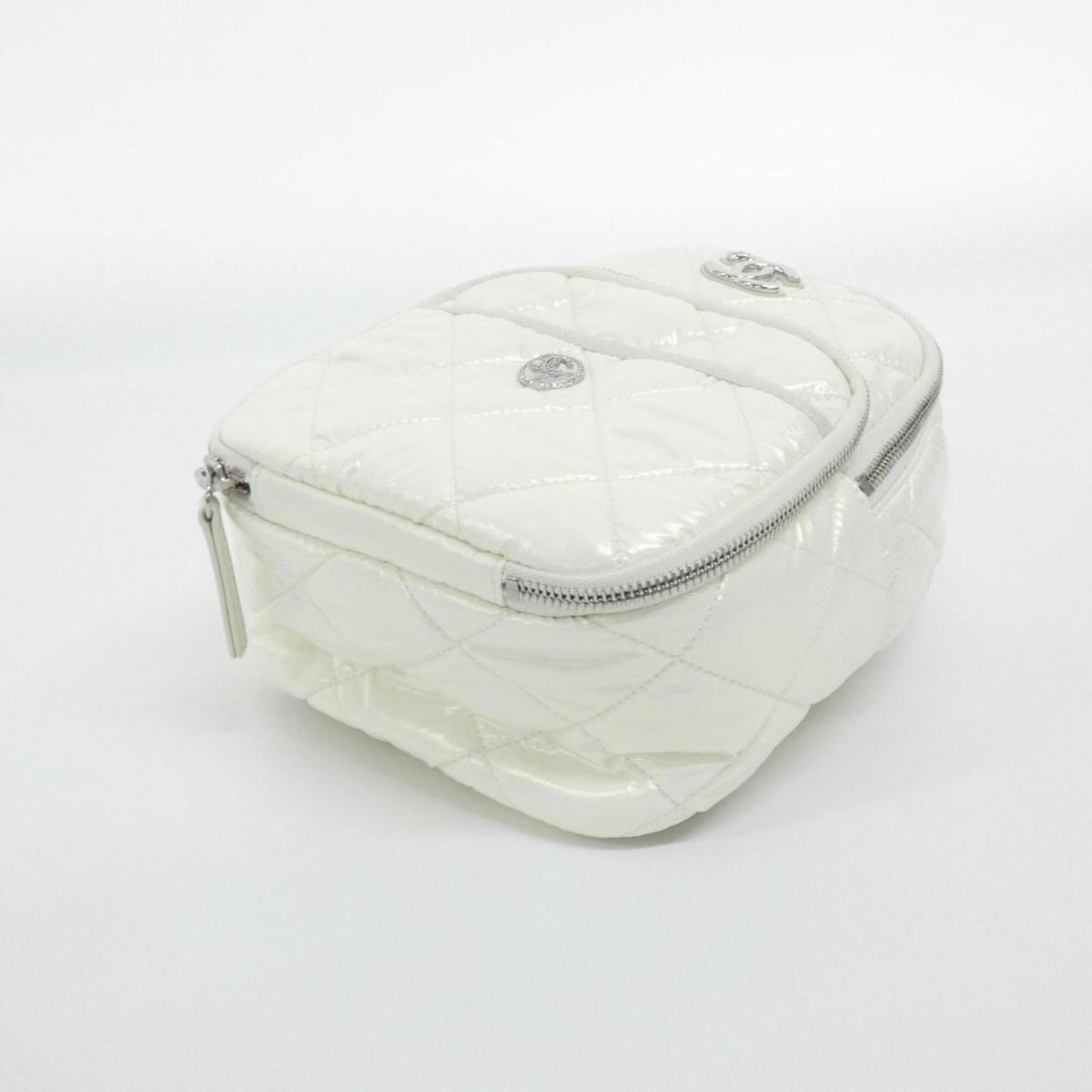 Chanel White Nylon Backpack (Pre-Owned)