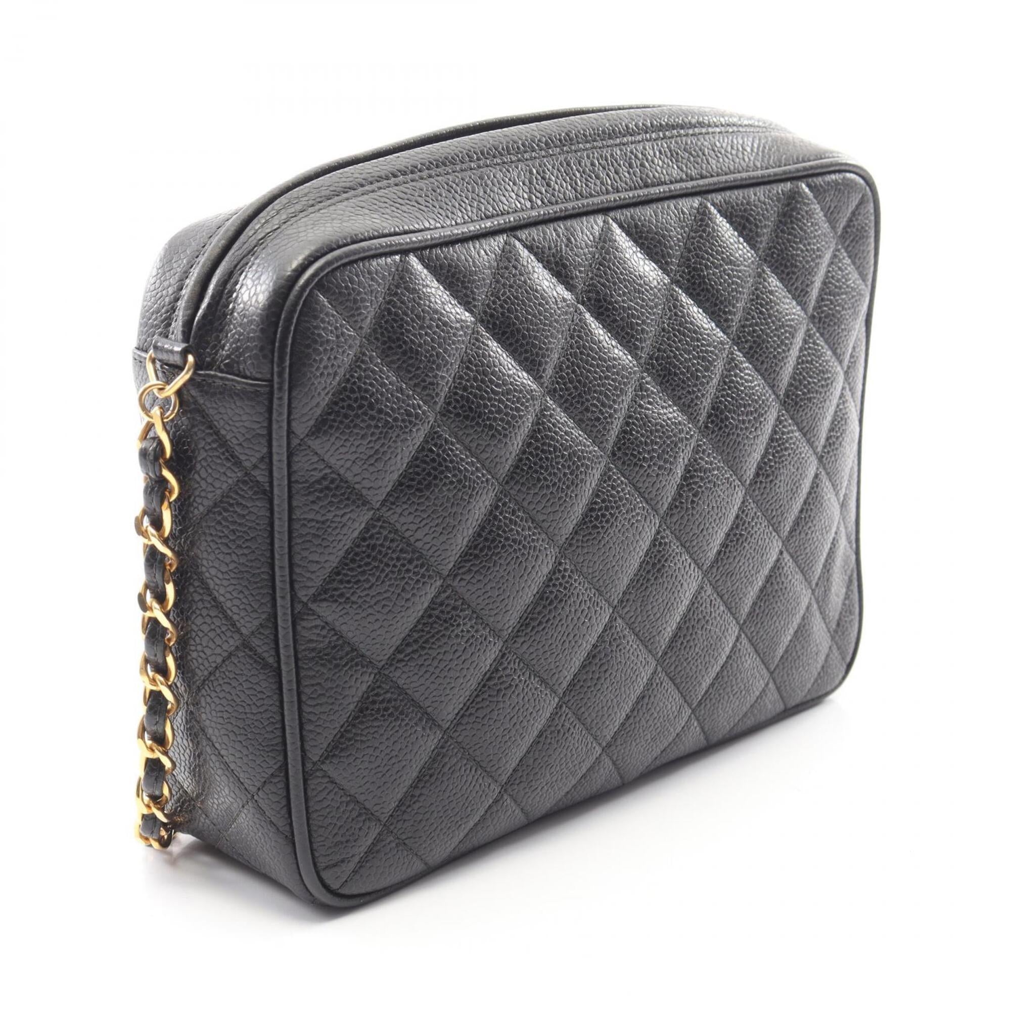 Chanel Matelasse Black Grained Calfskin Handbag Shoulder Bag (Pre-Owned)