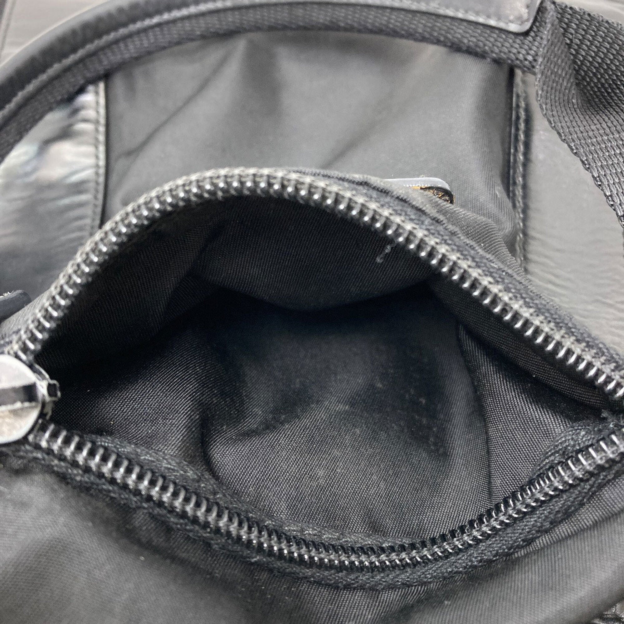 Prada Black Nylon Tote Bag (Pre-Owned)