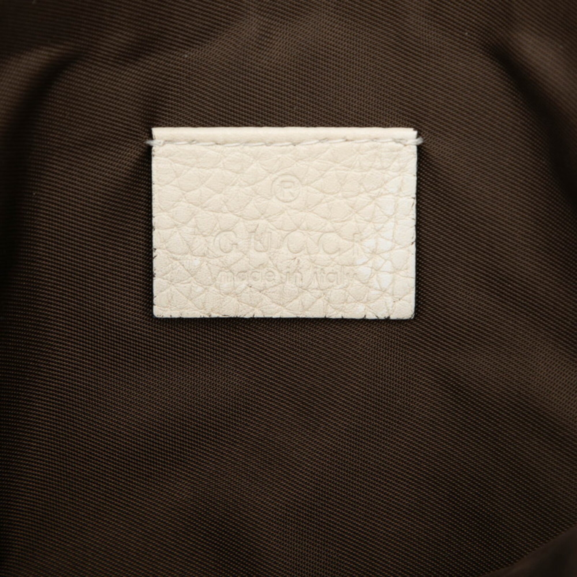 Gucci Ivory Leather Clutch Bag (Pre-Owned)