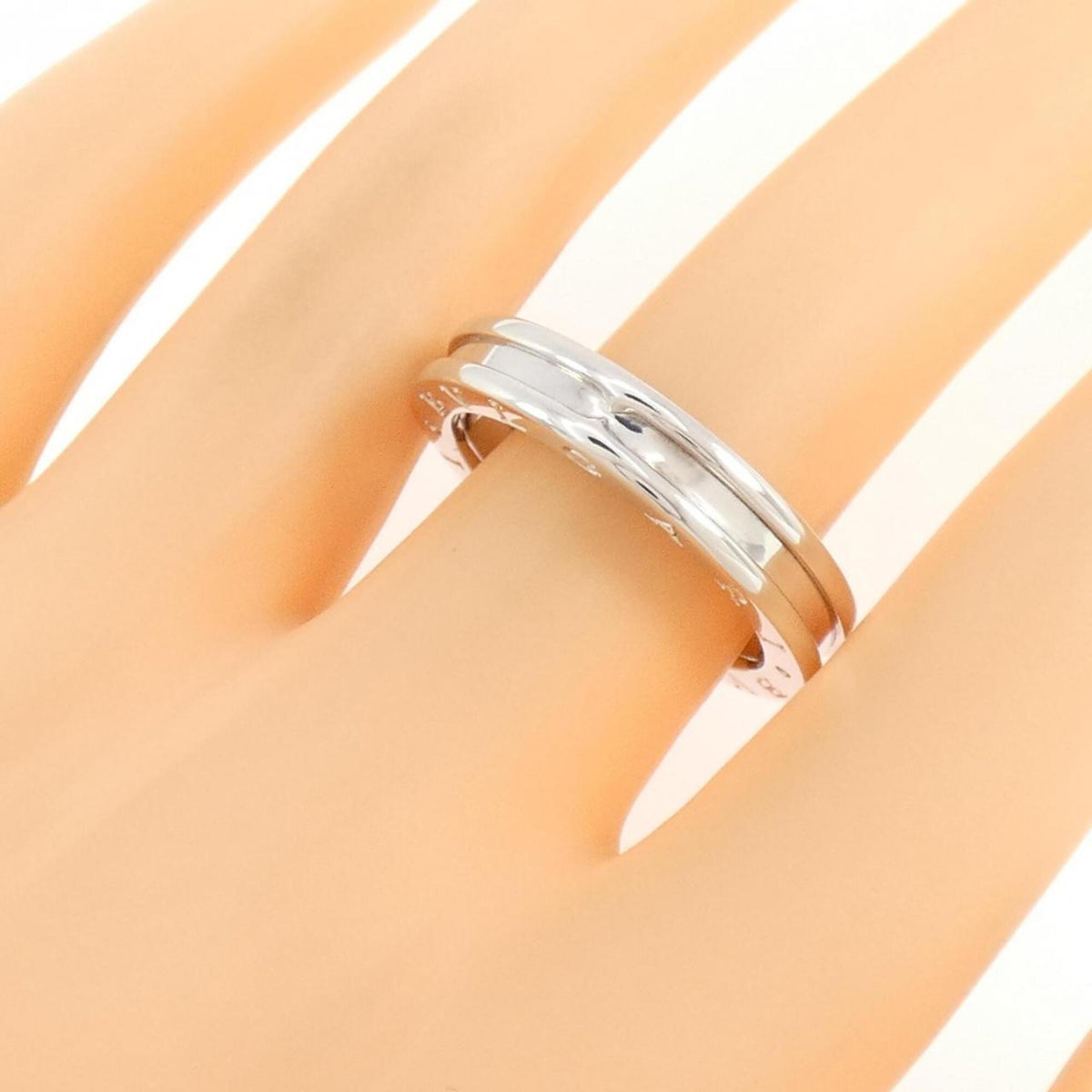 Bvlgari White Gold White Gold (18K) Band Ring (Pre-Owned)