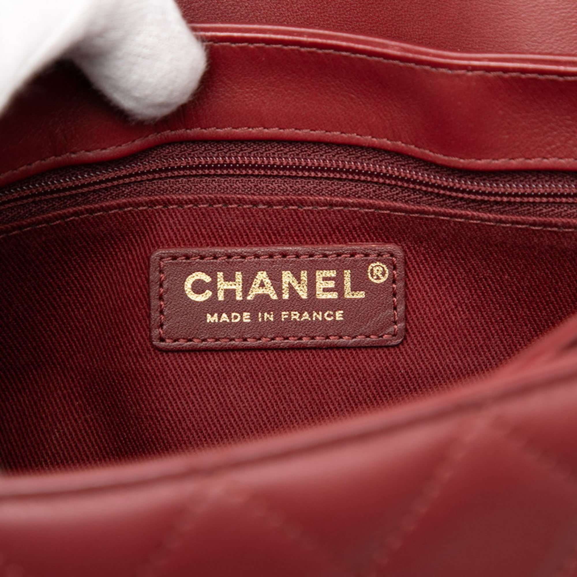 Chanel Bordeaux Leather Shoulder Bag (Pre-Owned)