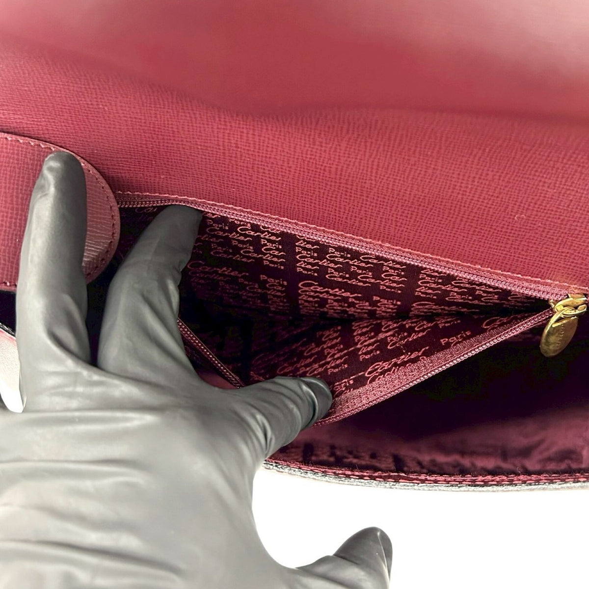 Cartier Wine Red Leather Pochette Shoulder Bag (Pre-Owned)
