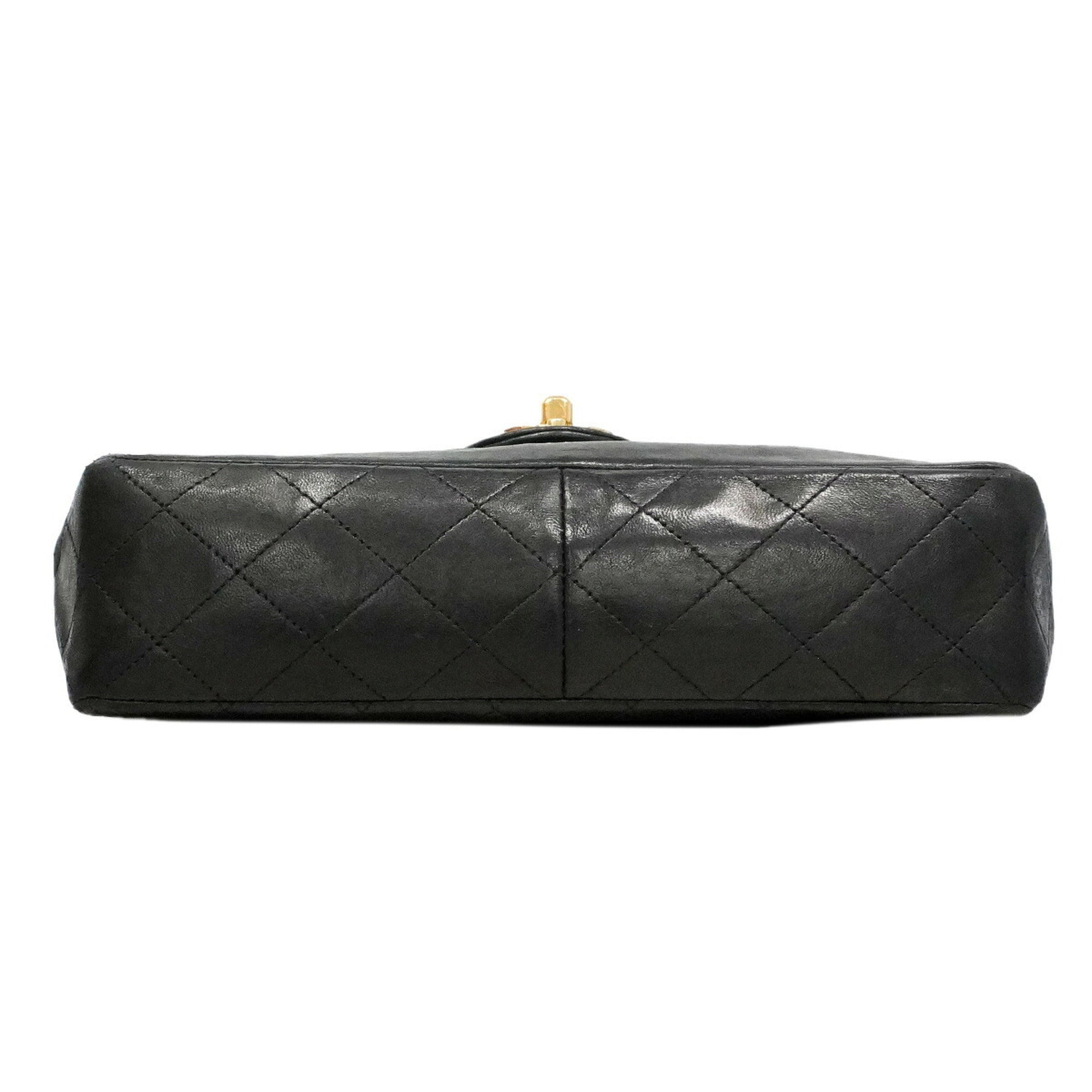 Chanel Black Leather Shoulder Bag (Pre-Owned)
