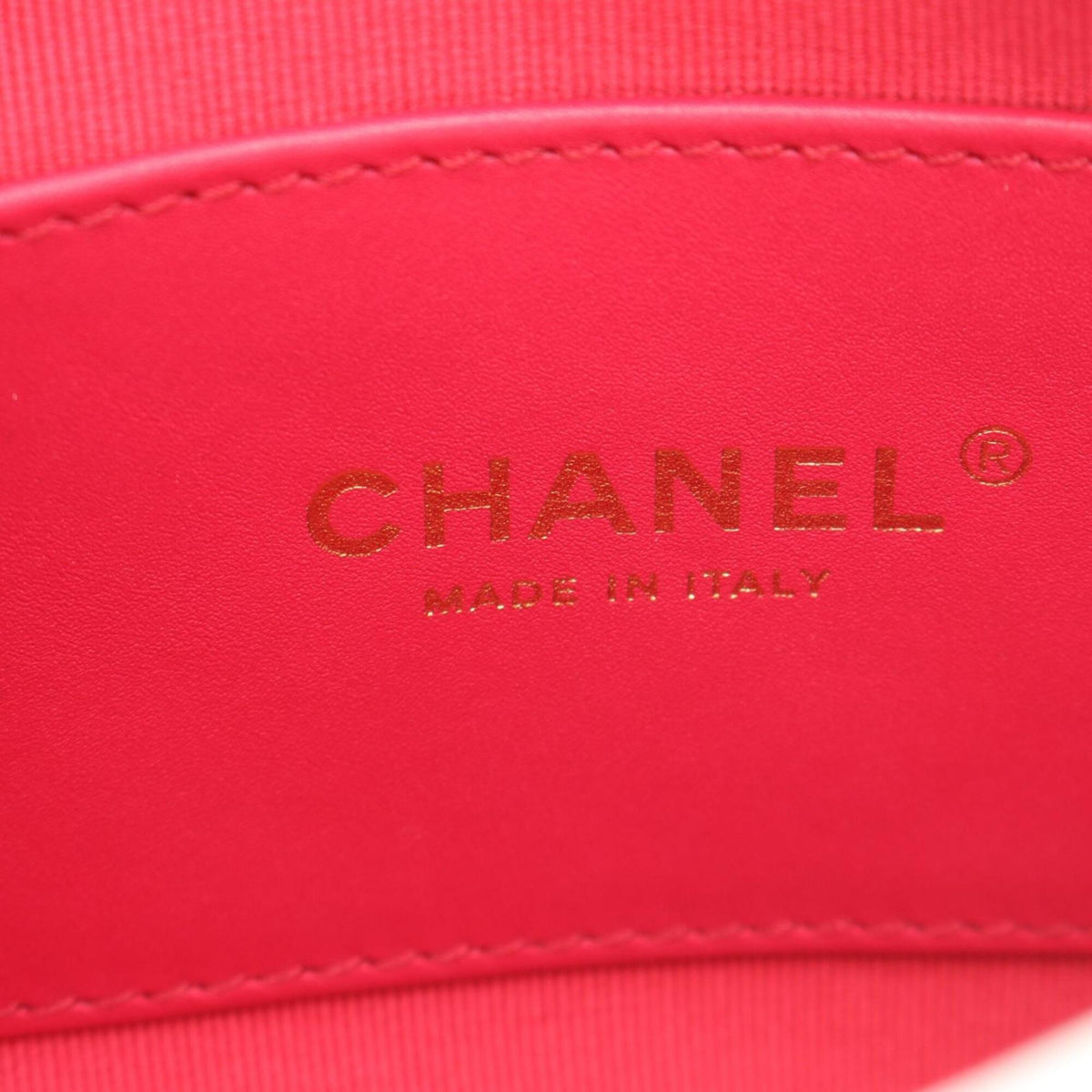 Chanel White Leather Handbag Shoulder Bag (Pre-Owned)
