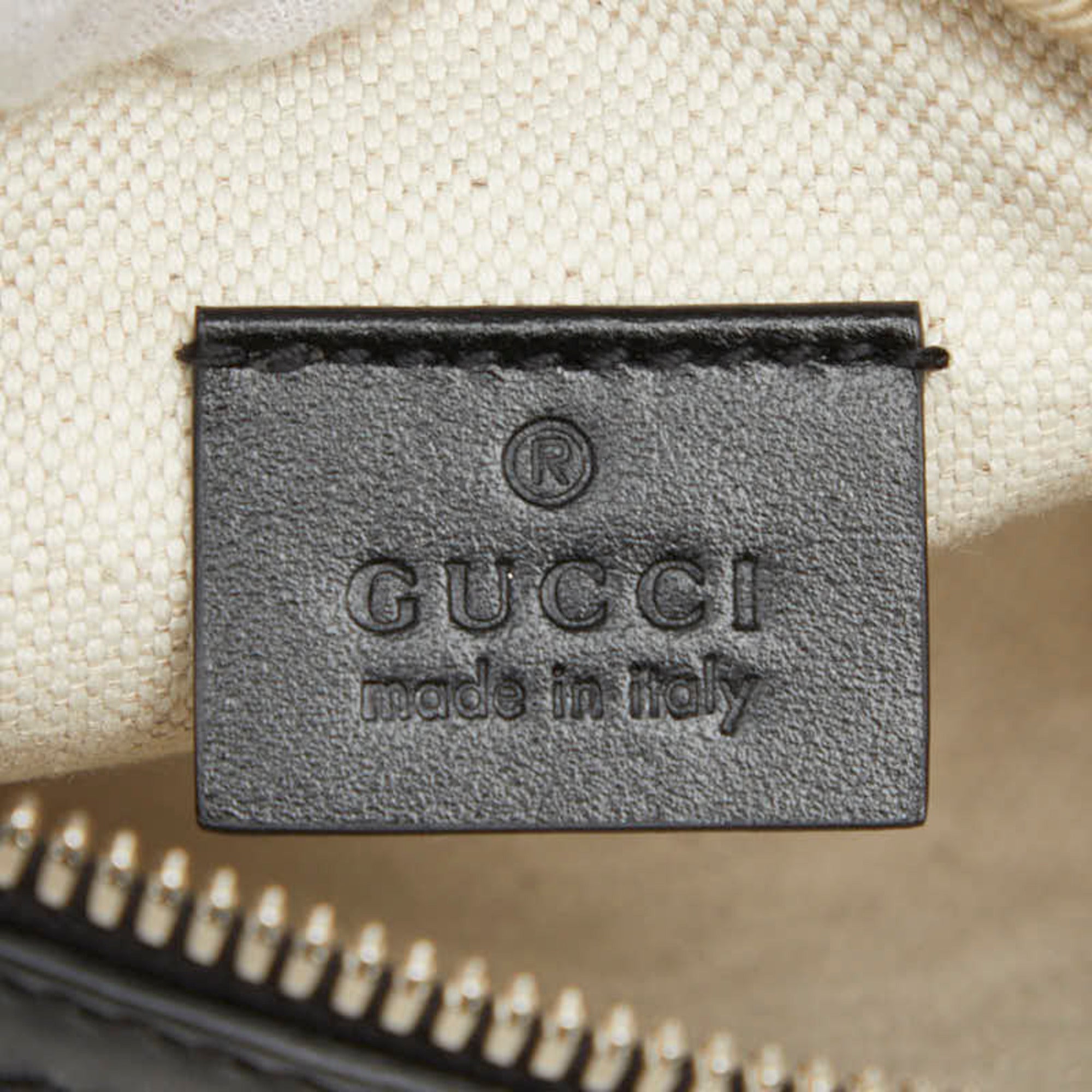 Gucci Black Leather Fanny Pack Sling Bag (Pre-Owned)