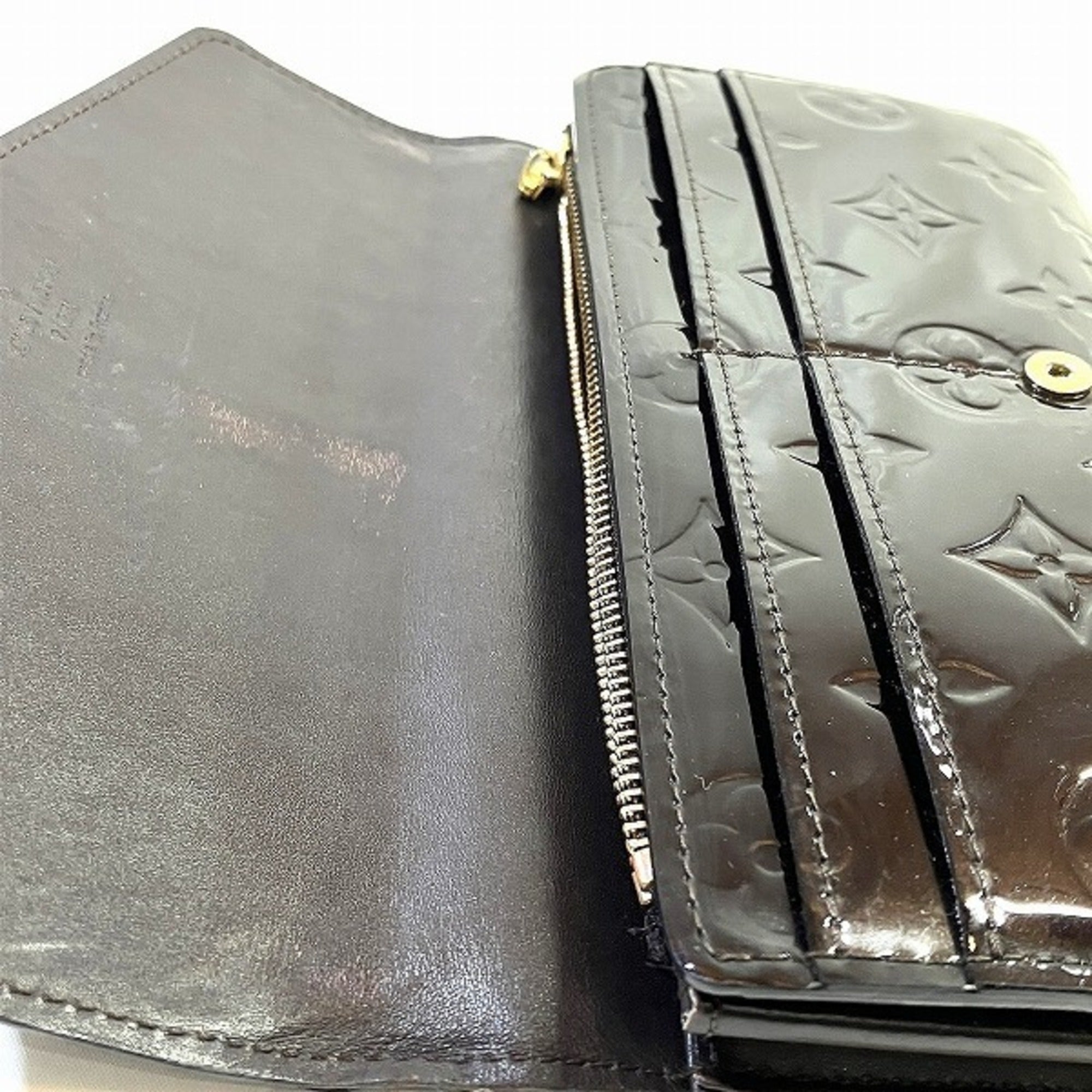 Louis Vuitton Amarante Wallet (Bi-Fold) (Pre-Owned)