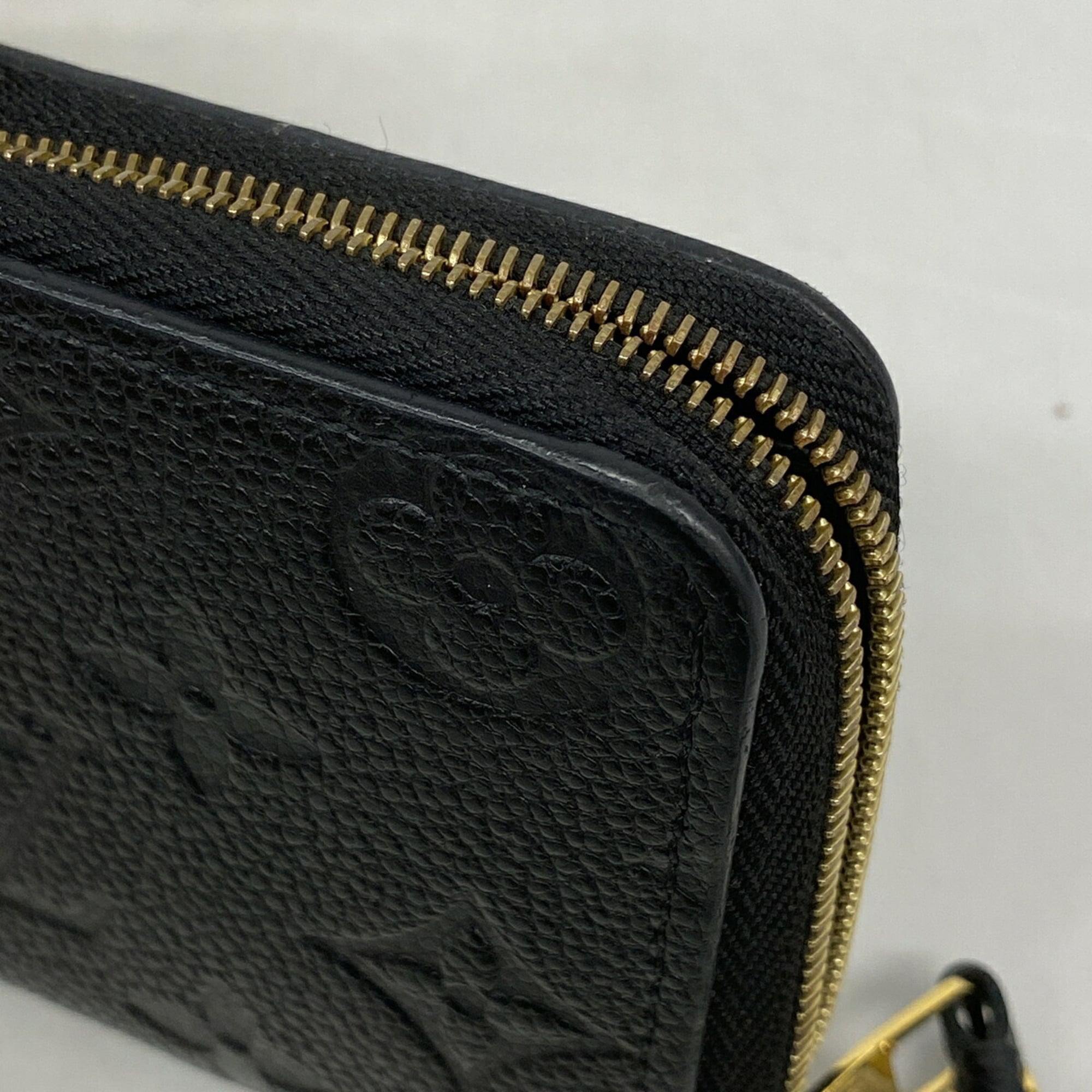 Louis Vuitton Noir Coin Purse/Coin Case (Pre-Owned)