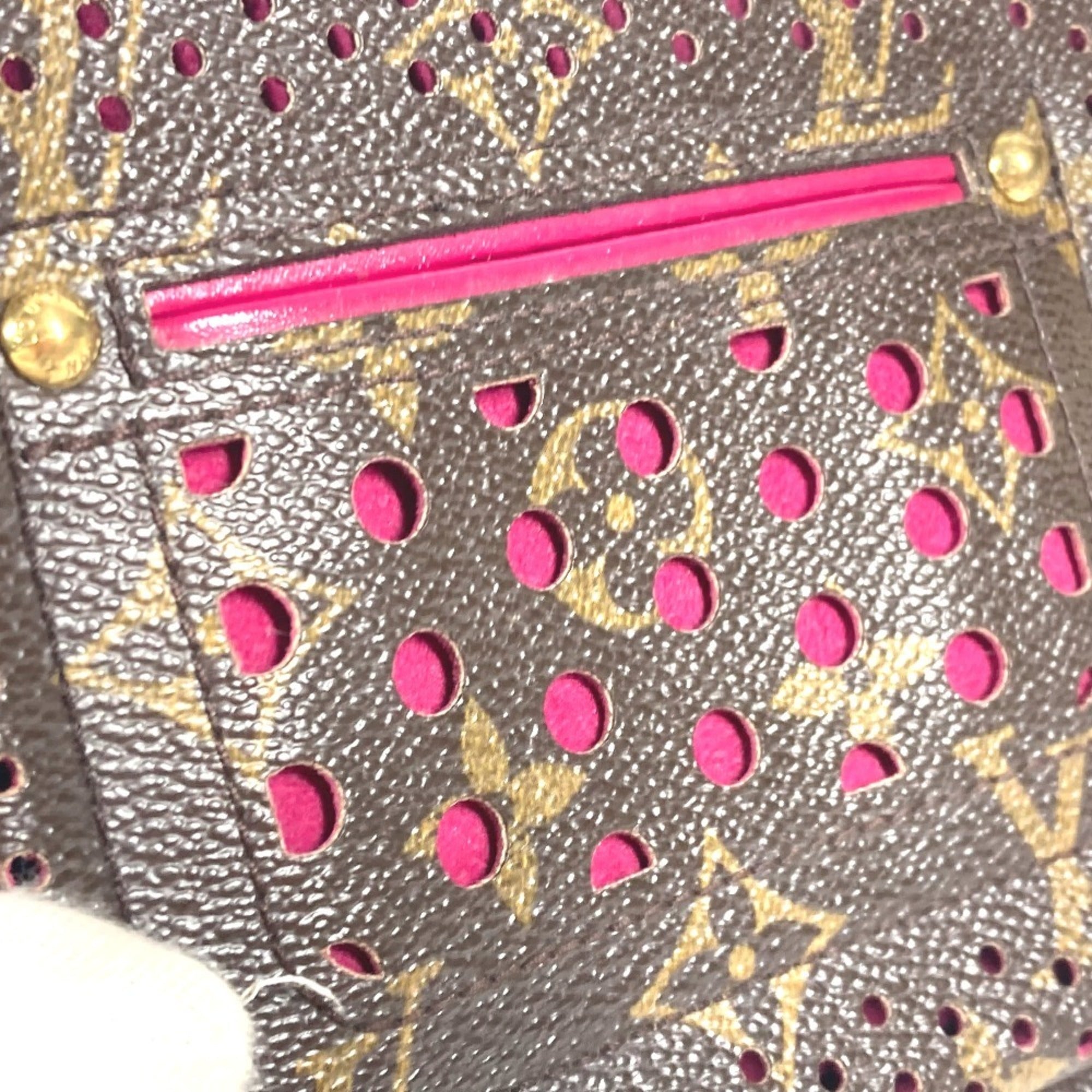 Louis Vuitton Fuchsia Pink Monogram Pochette Pouch Shoulder Bag (Pre-Owned)