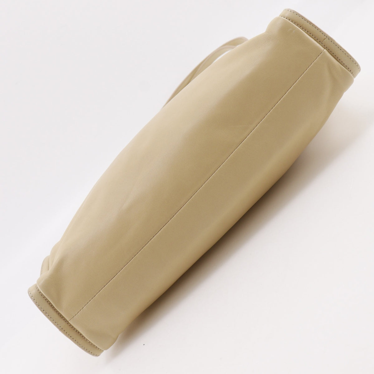 Loewe Beige Shoulder Bag (Pre-Owned)