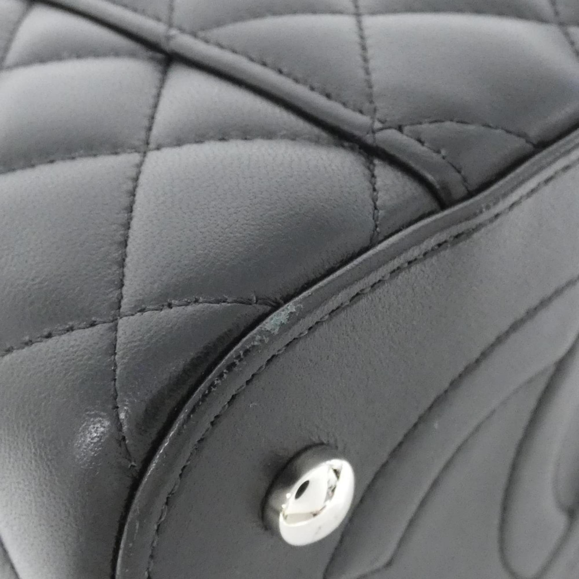 Chanel Black Leather Handbag (Pre-Owned)
