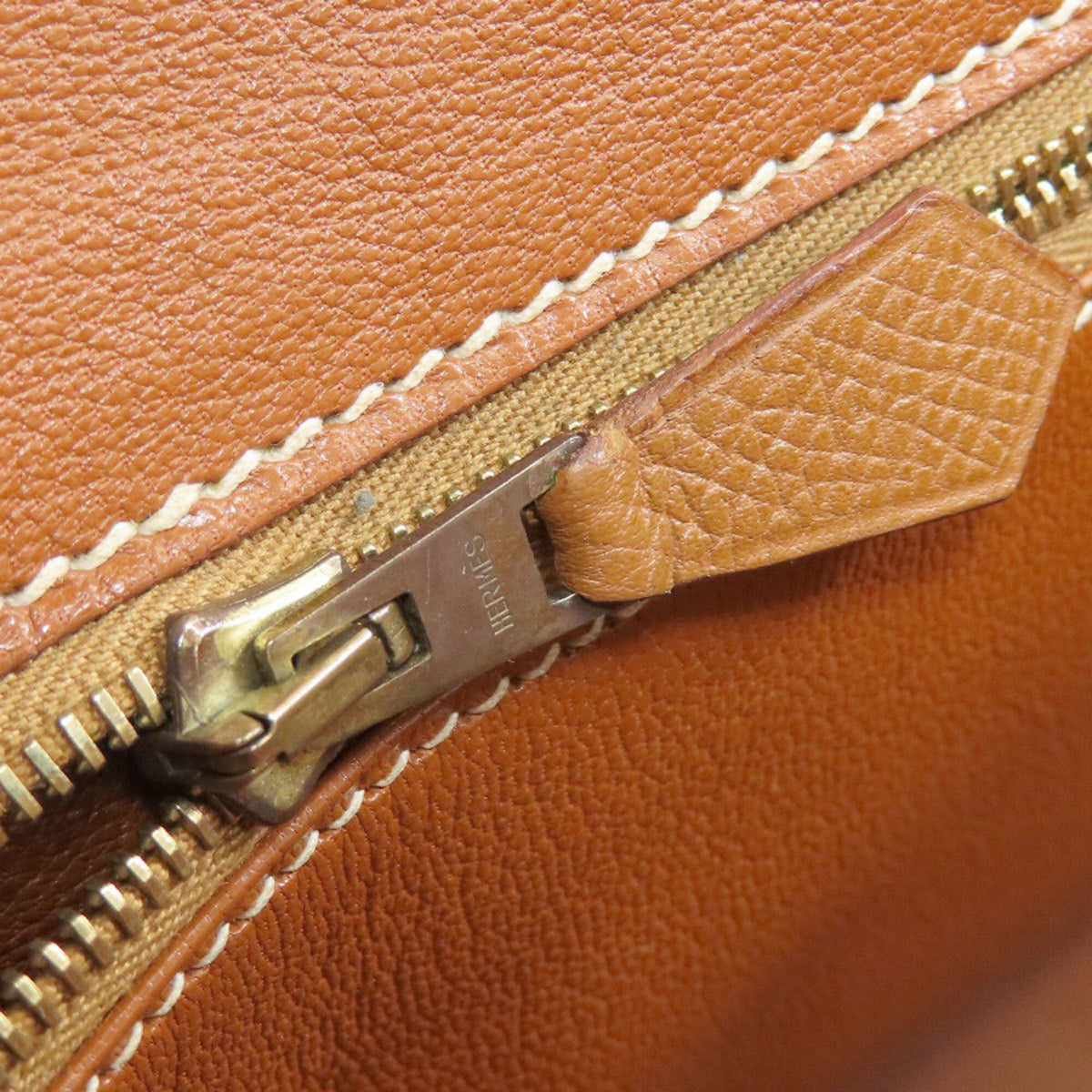 Hermes Gold Courchevel Leather Handbag (Pre-Owned)