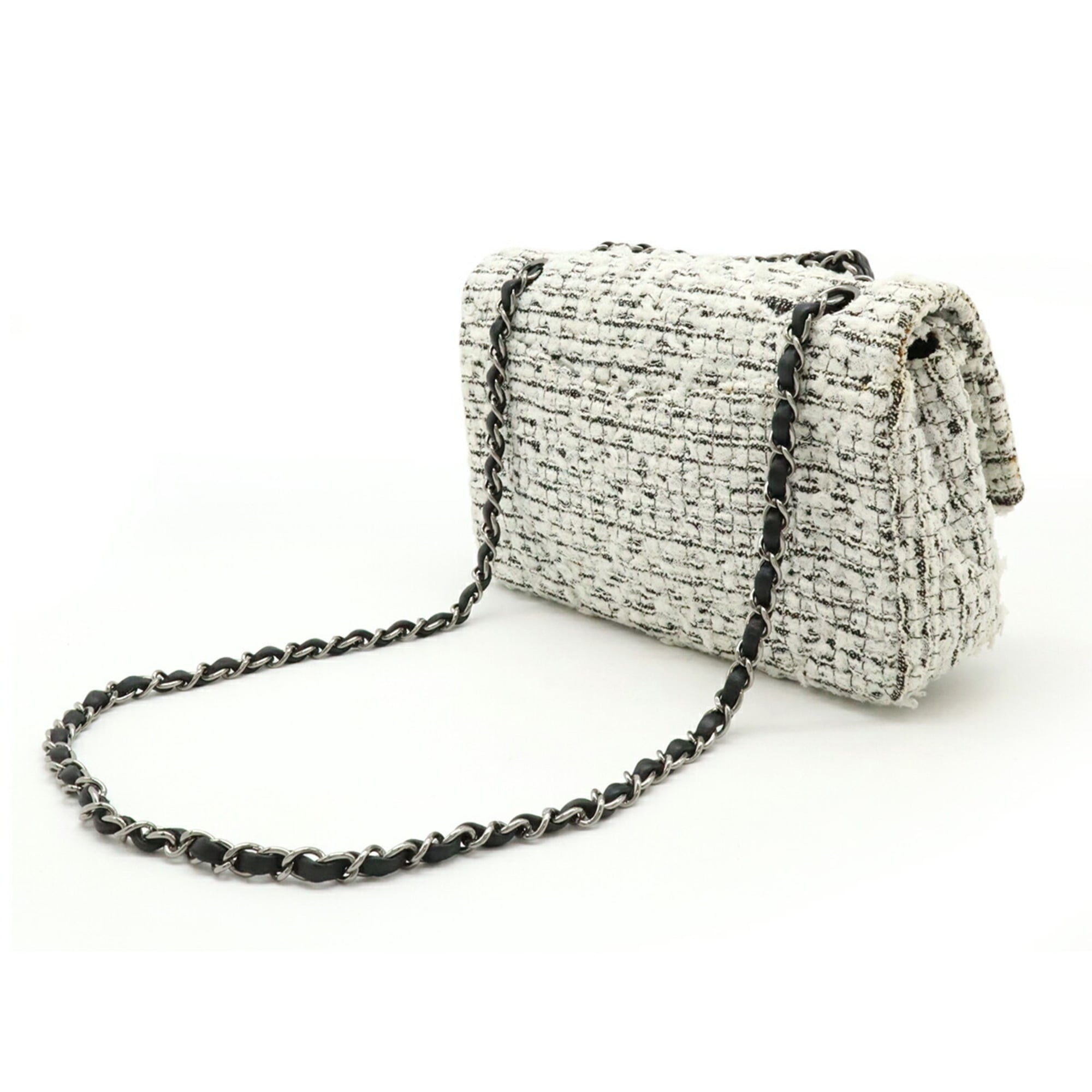 Chanel Black White Tweed Leather Shoulder Bag (Pre-Owned)
