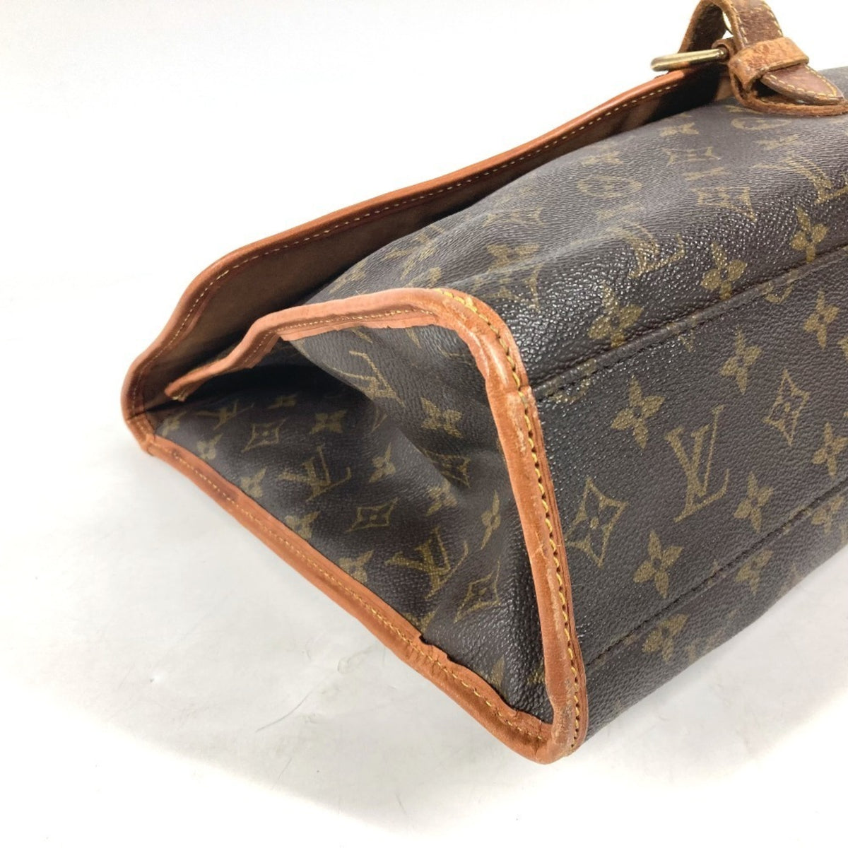 Louis Vuitton Brown Monogram Canvas Handbag Shoulder Bag (Pre-Owned)