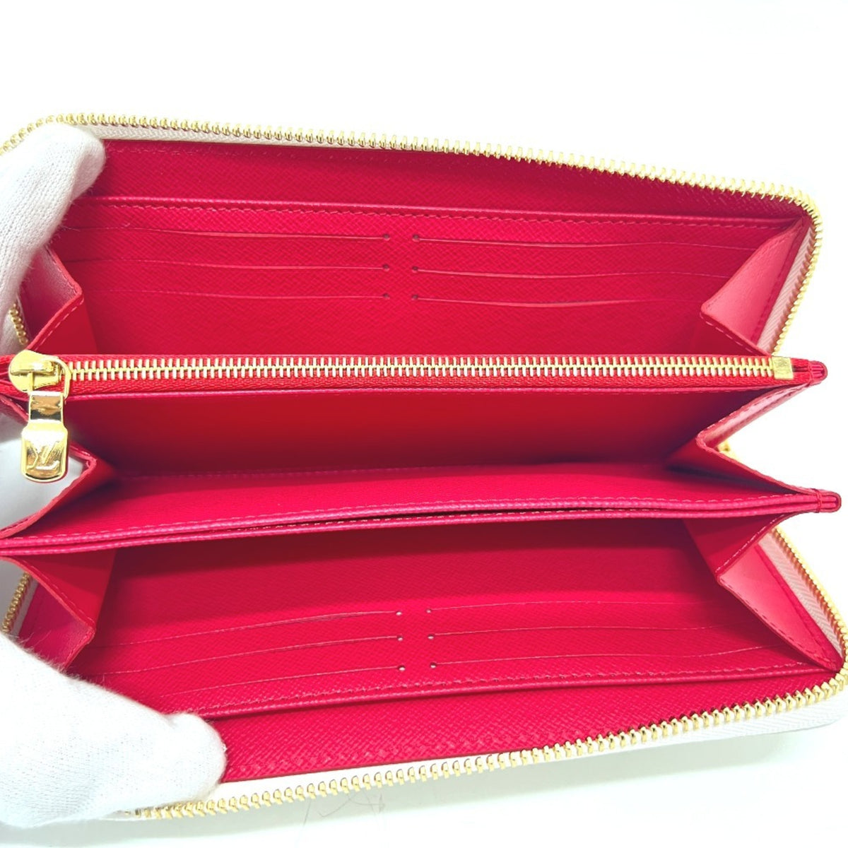 Louis Vuitton Monogram White Monogram Long Wallet (Bi-Fold) (Pre-Owned)