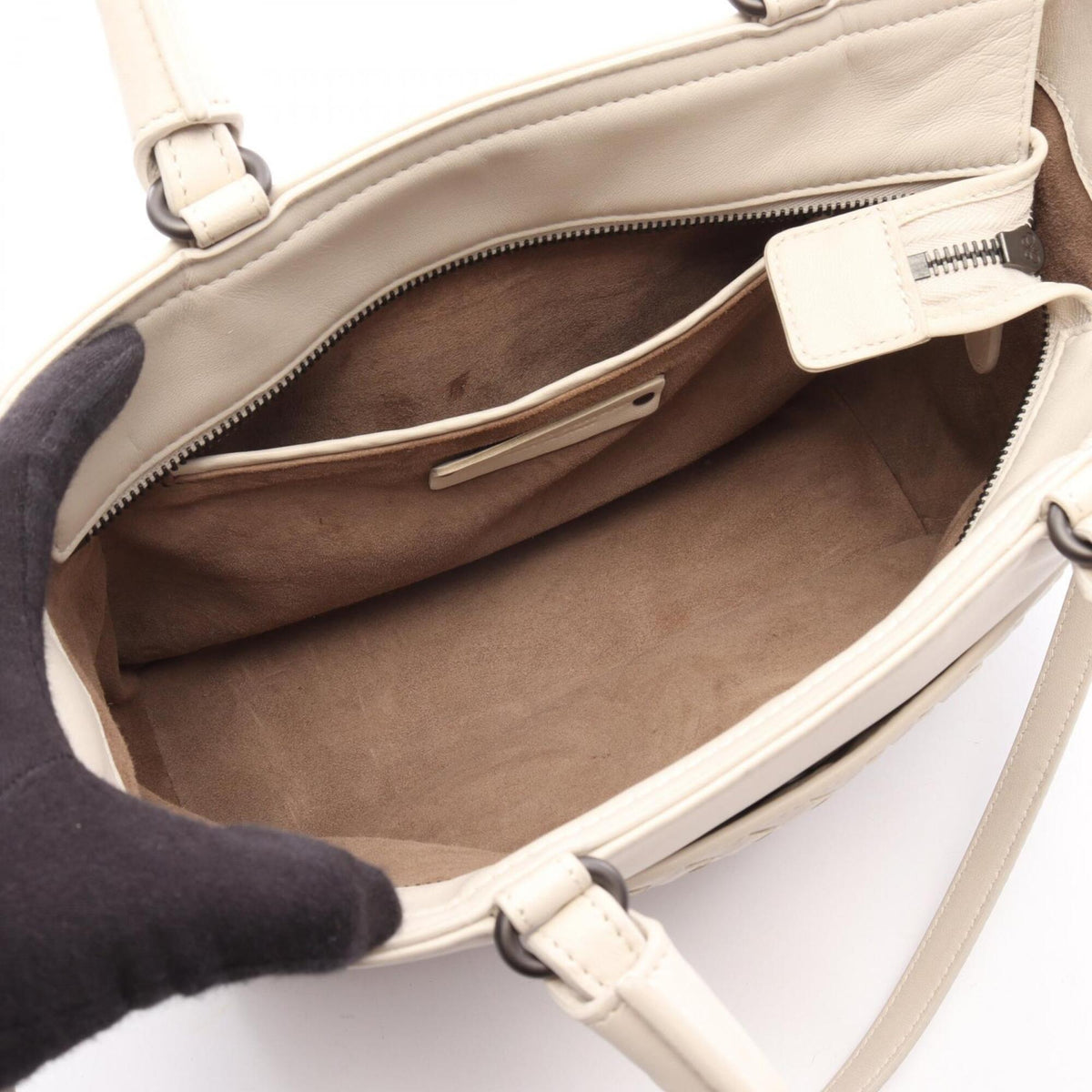 Bottega Veneta White Leather Handbag (Pre-Owned)