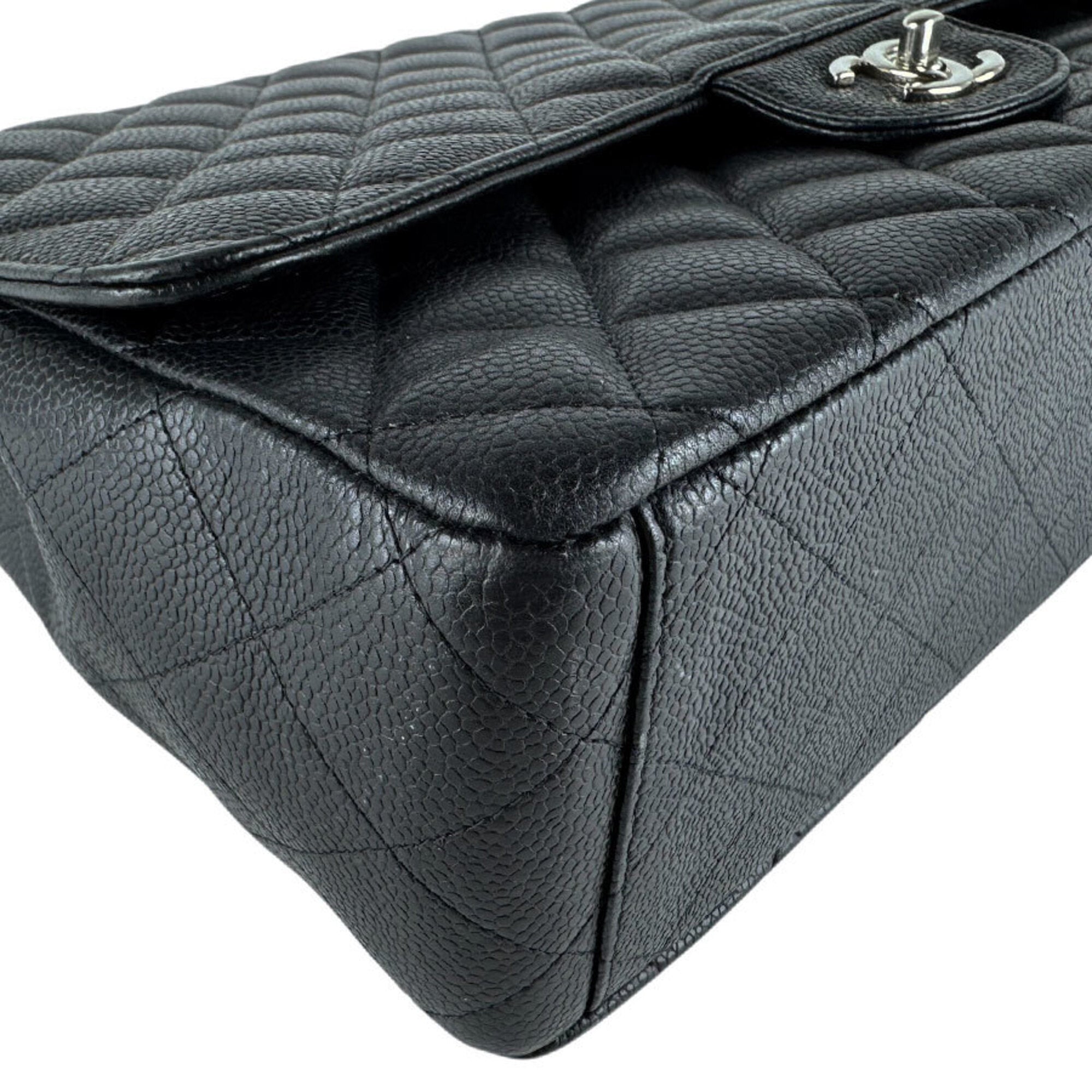 Chanel Black Grained Calfskin Shoulder Bag (Pre-Owned)