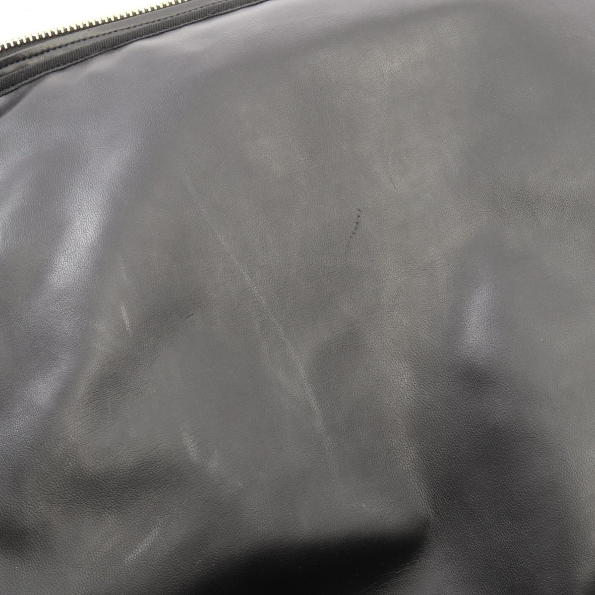Chanel Black Leather Handbag (Pre-Owned)