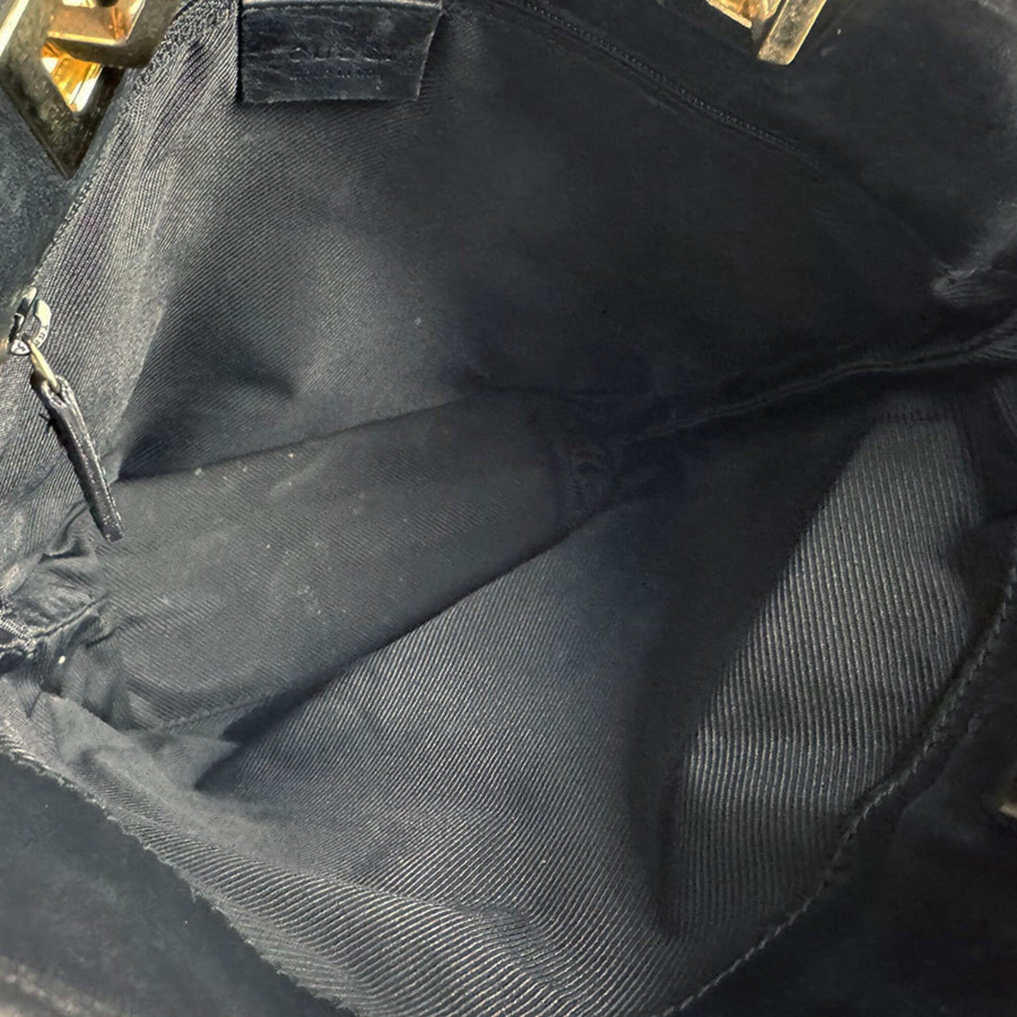 Gucci Black Gg Canvas Leather Handbag (Pre-Owned)