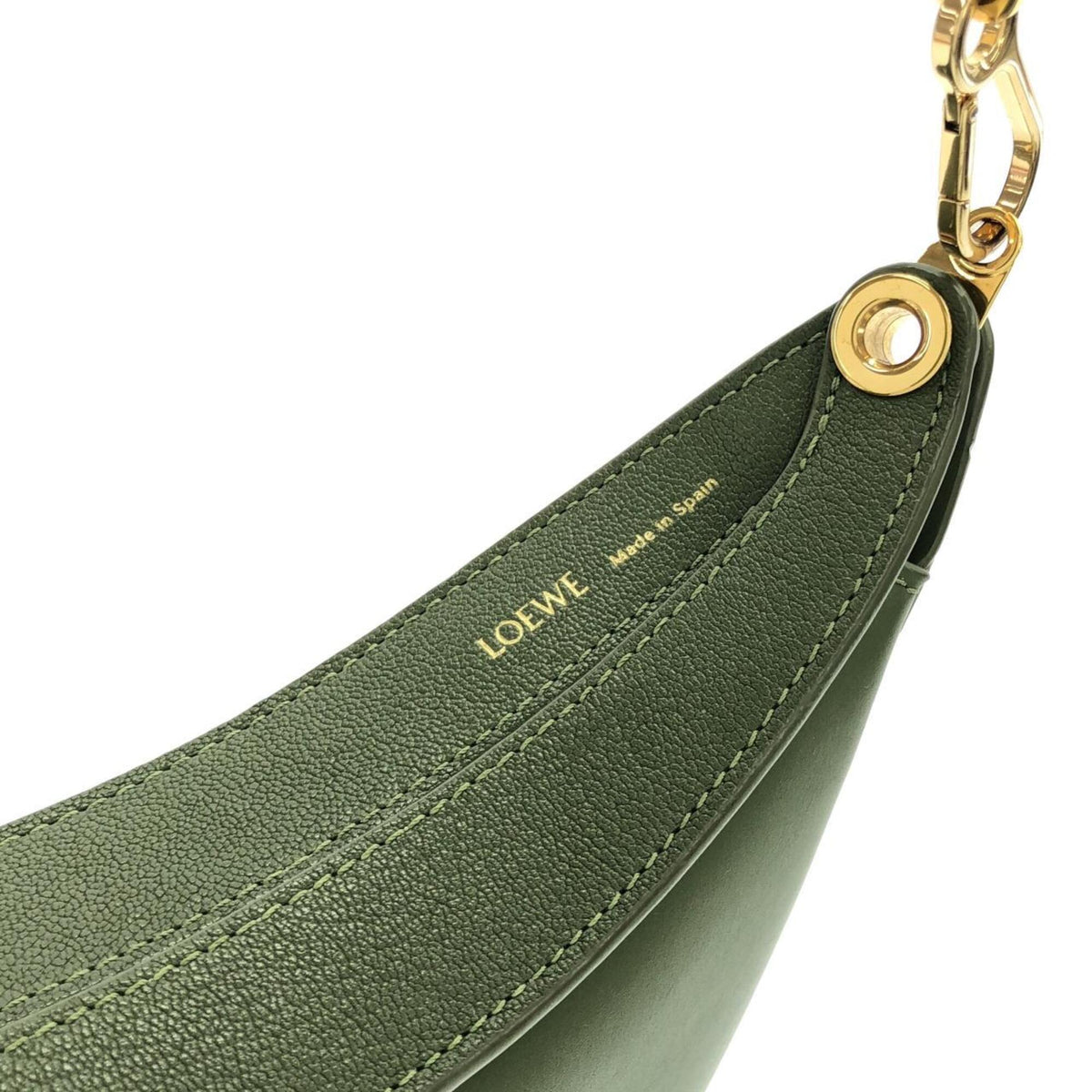 Loewe Green Leather Shoulder Bag (Pre-Owned)