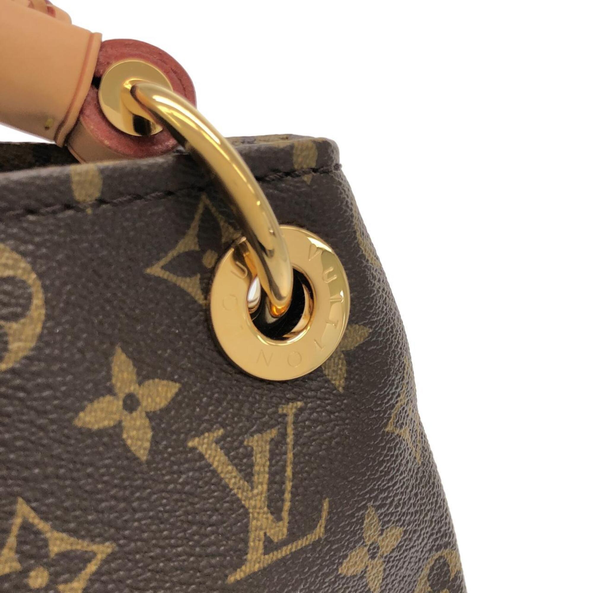 Louis Vuitton Marron Coated Canvas Shoulder Bag (Pre-Owned)