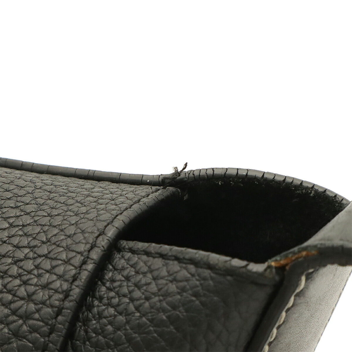 Loewe Black Leather Shoulder Bag (Pre-Owned)