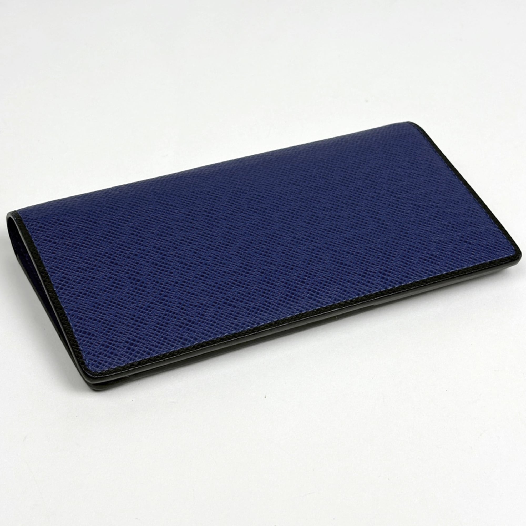 Louis Vuitton Taiga Cobalt Taiga Leather Long Wallet (Bi-Fold) (Pre-Owned)