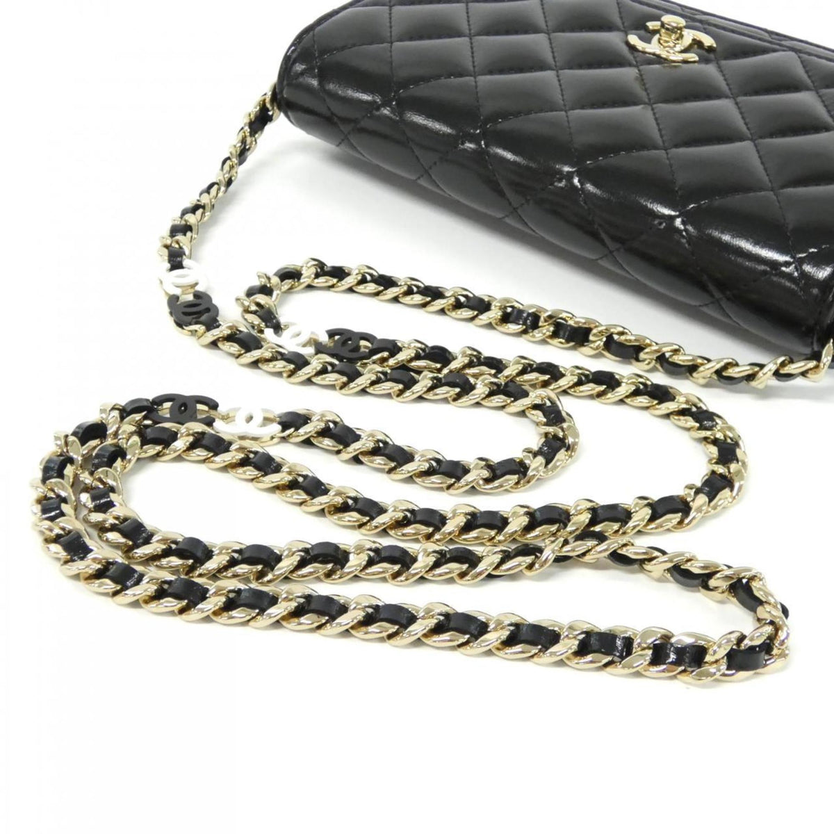 Chanel Black Leather Chain/Shoulder Wallet (Pre-Owned)