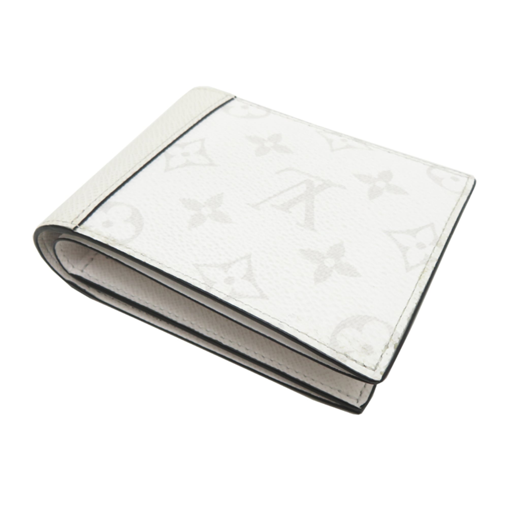 Louis Vuitton White Taigarama Wallet (Bi-Fold) (Pre-Owned)