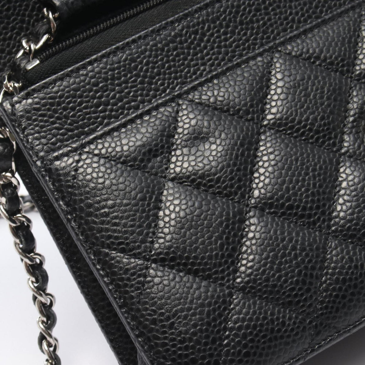 Chanel Matelasse Black Grained Calfskin Handbag Shoulder Bag (Pre-Owned)