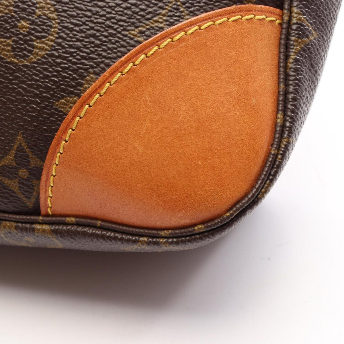 Louis Vuitton Brown Coated Canvas Leather Handbag Shoulder Bag (Pre-Owned)