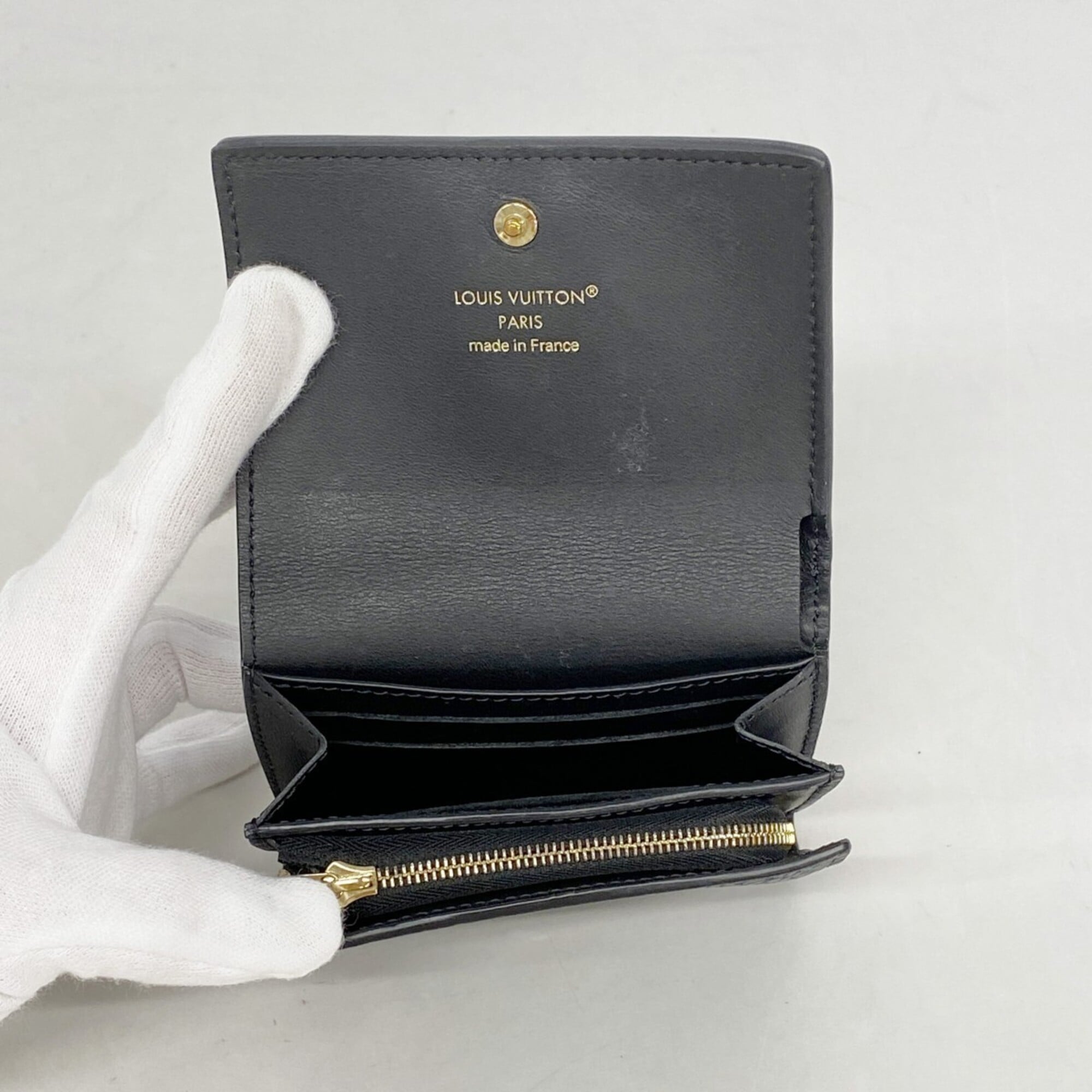 Louis Vuitton Noir Wallet (Bi-Fold) (Pre-Owned)