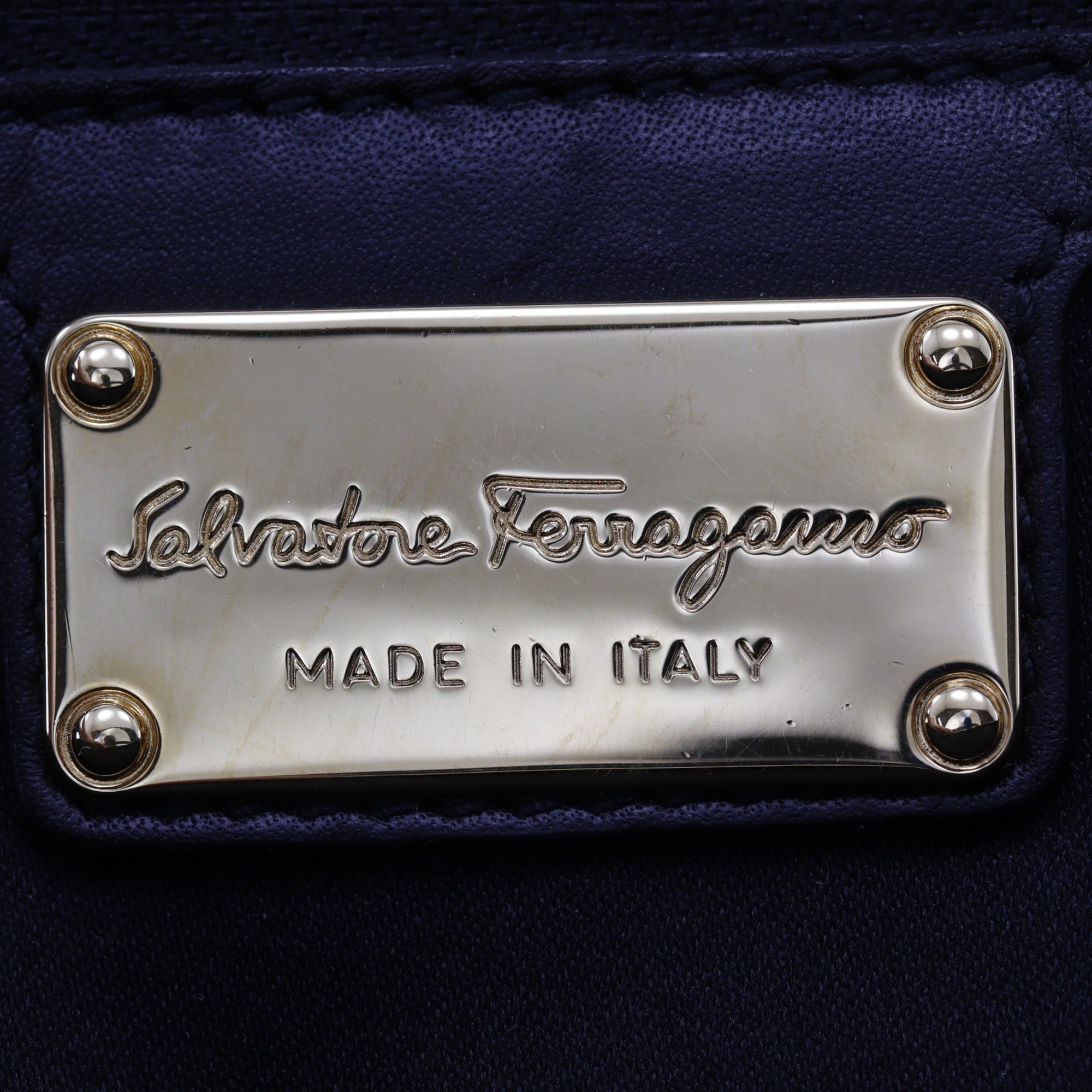 Salvatore Ferragamo Black Leather Handbag (Pre-Owned)