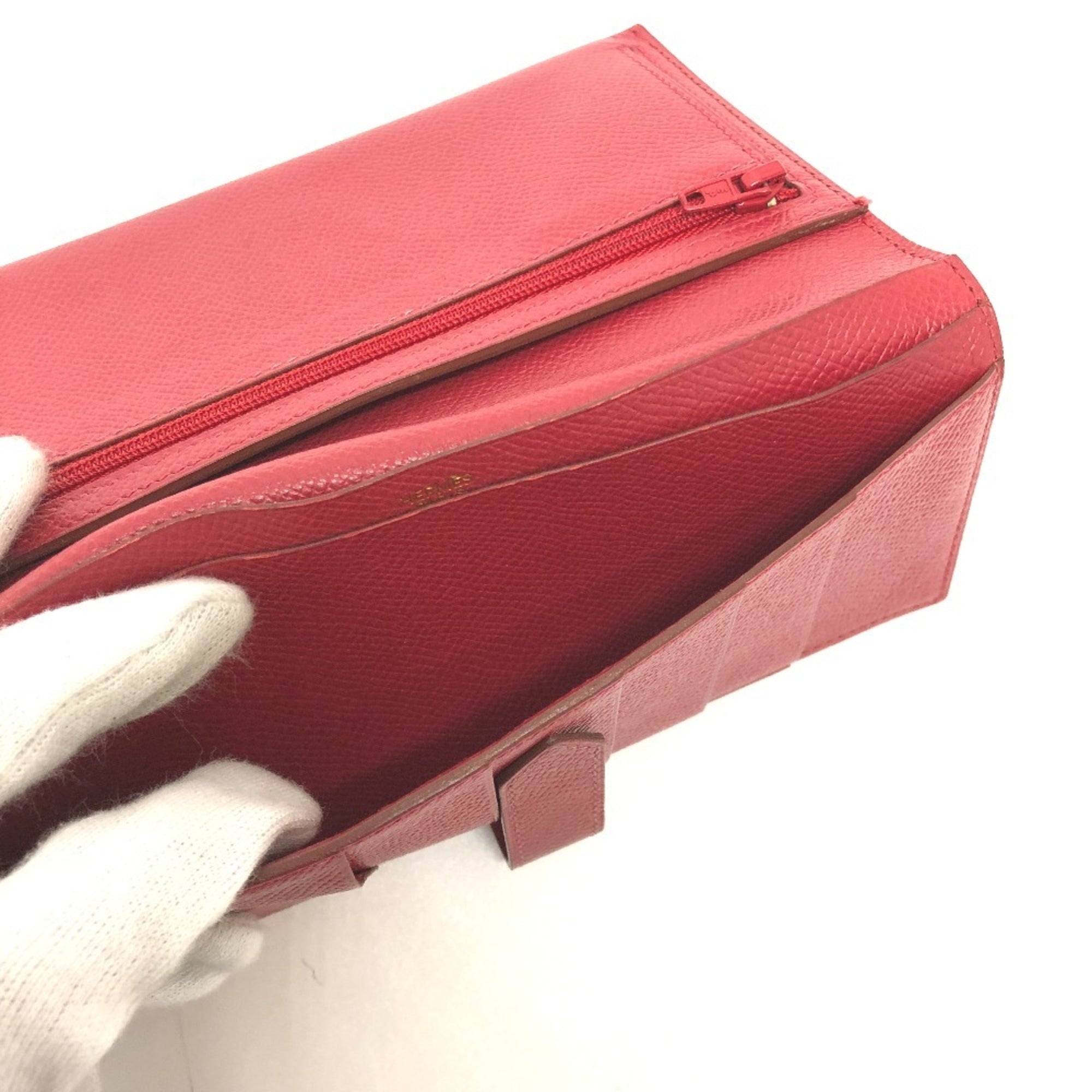 Hermes Red Color Courchevel Leather Long Wallet (Bi-Fold) (Pre-Owned)