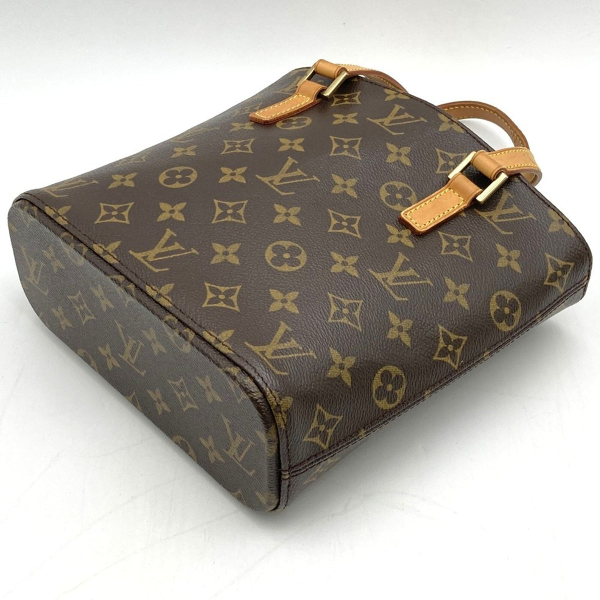 Louis Vuitton Brown Monogram Canvas Handbag (Pre-Owned)