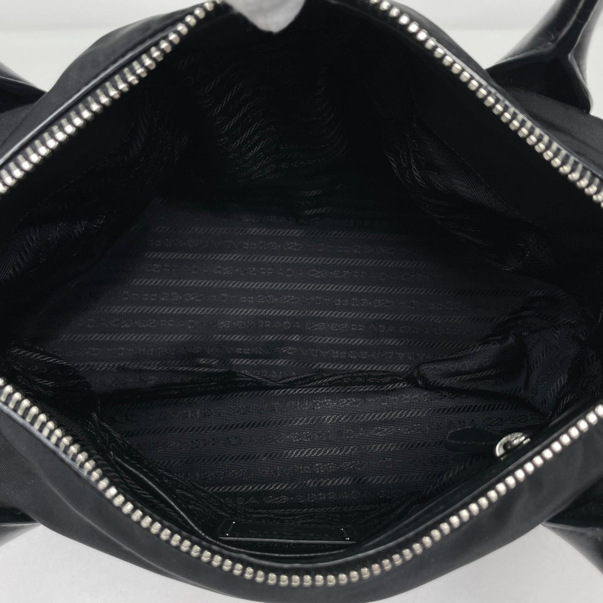 Prada Black Nylon Leather Tote Bag (Pre-Owned)