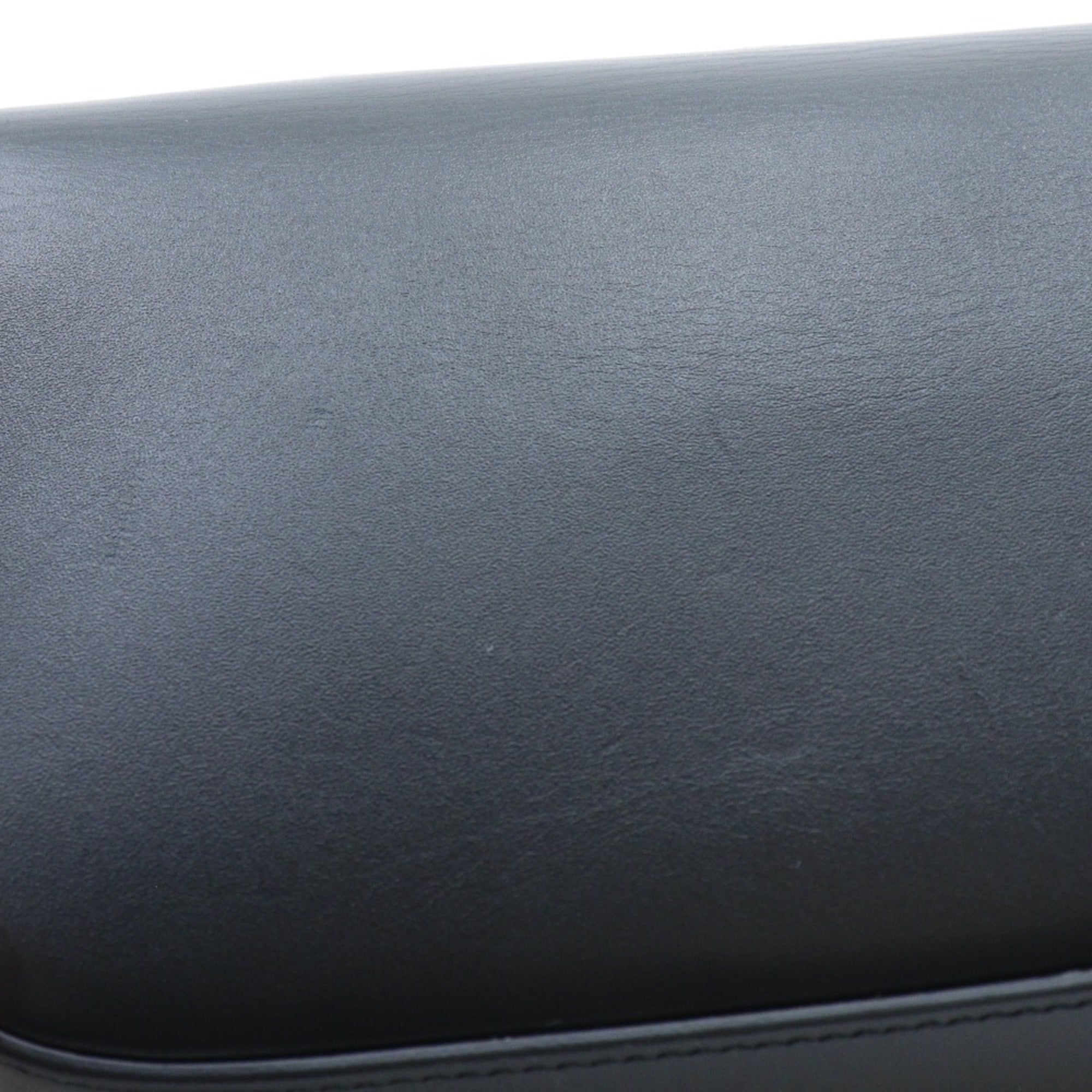 Gucci Black Leather Shoulder Bag (Pre-Owned)