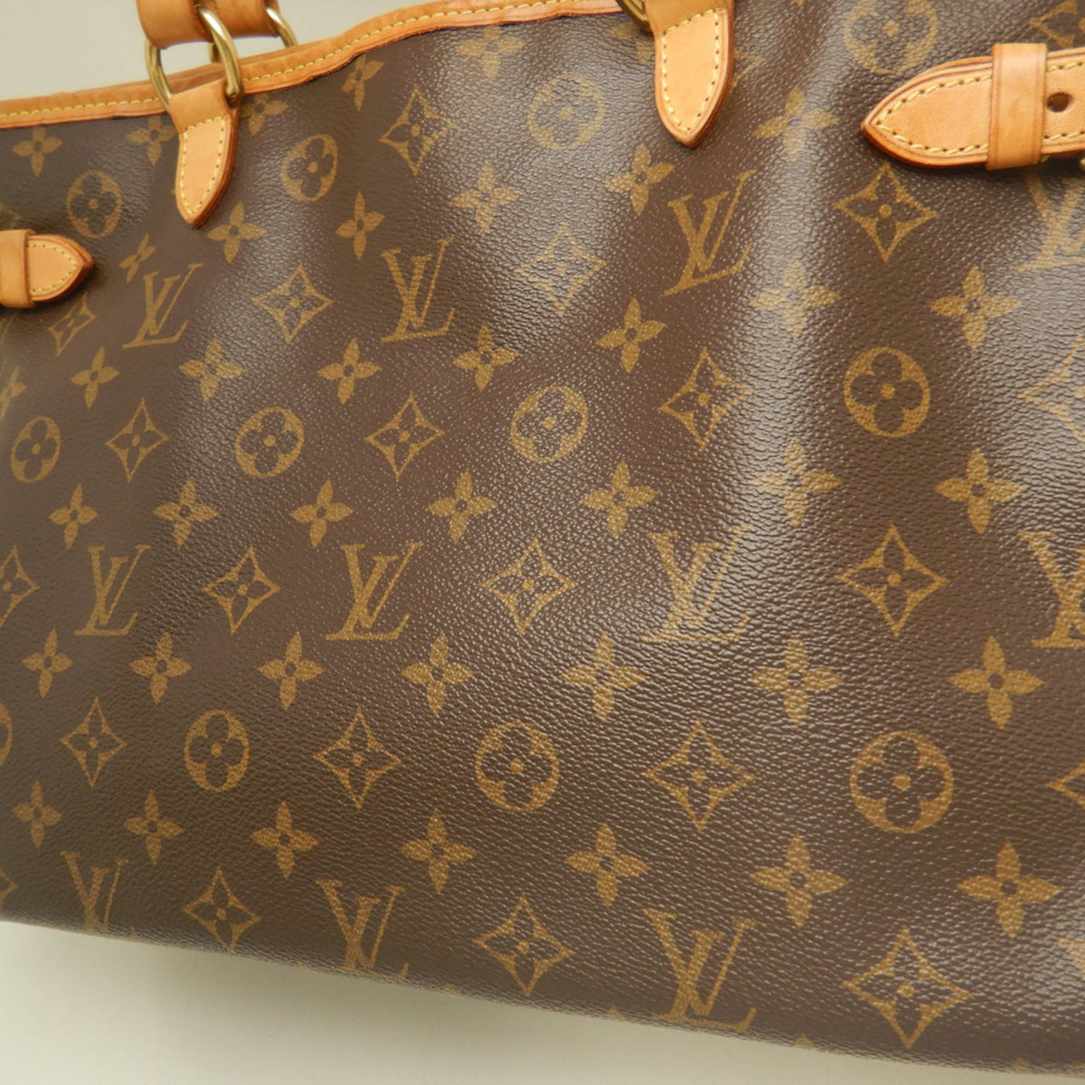 Louis Vuitton Brown Monogram Monogram Shoulder Bag (Pre-Owned)