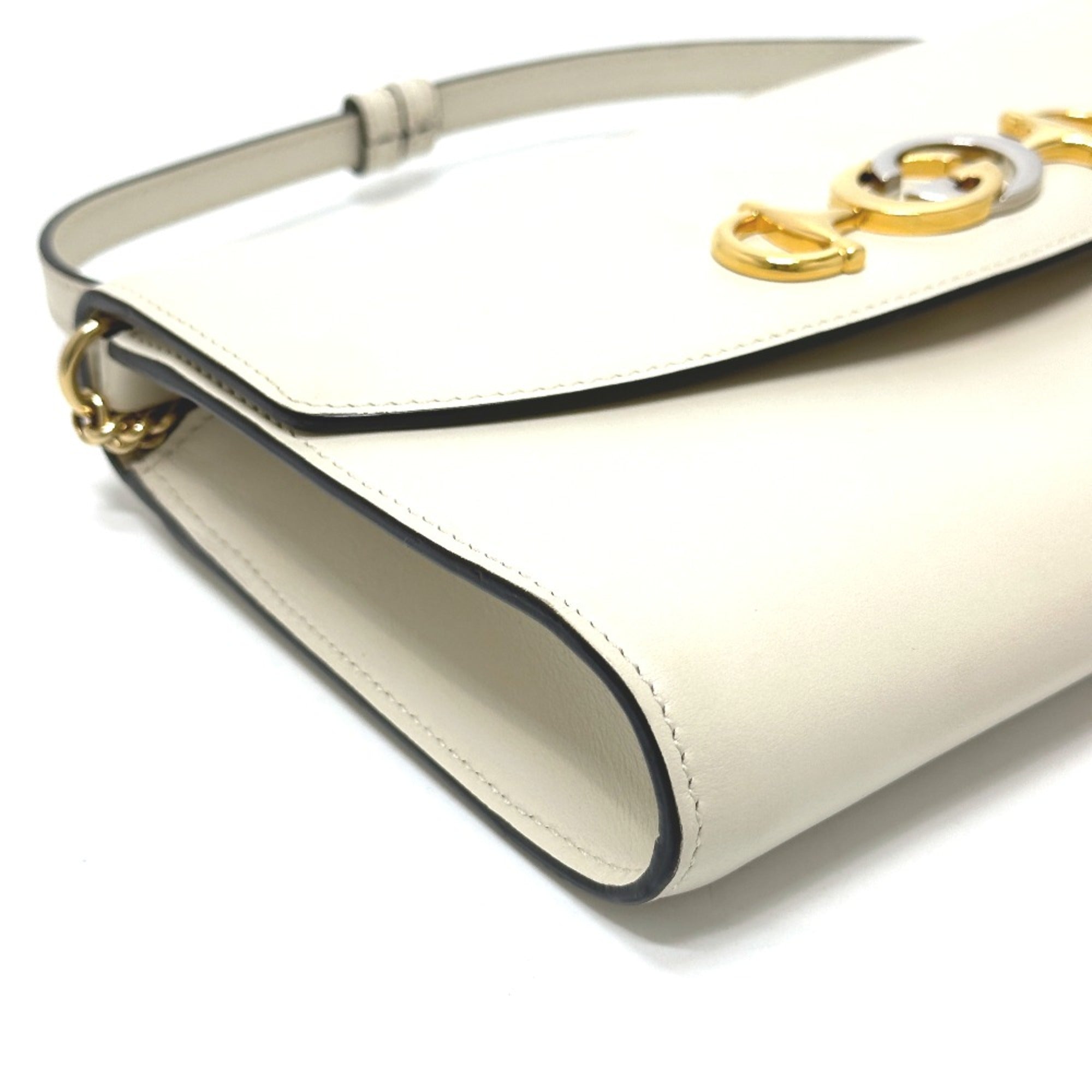 Gucci White Leather Shoulder Bag (Pre-Owned)