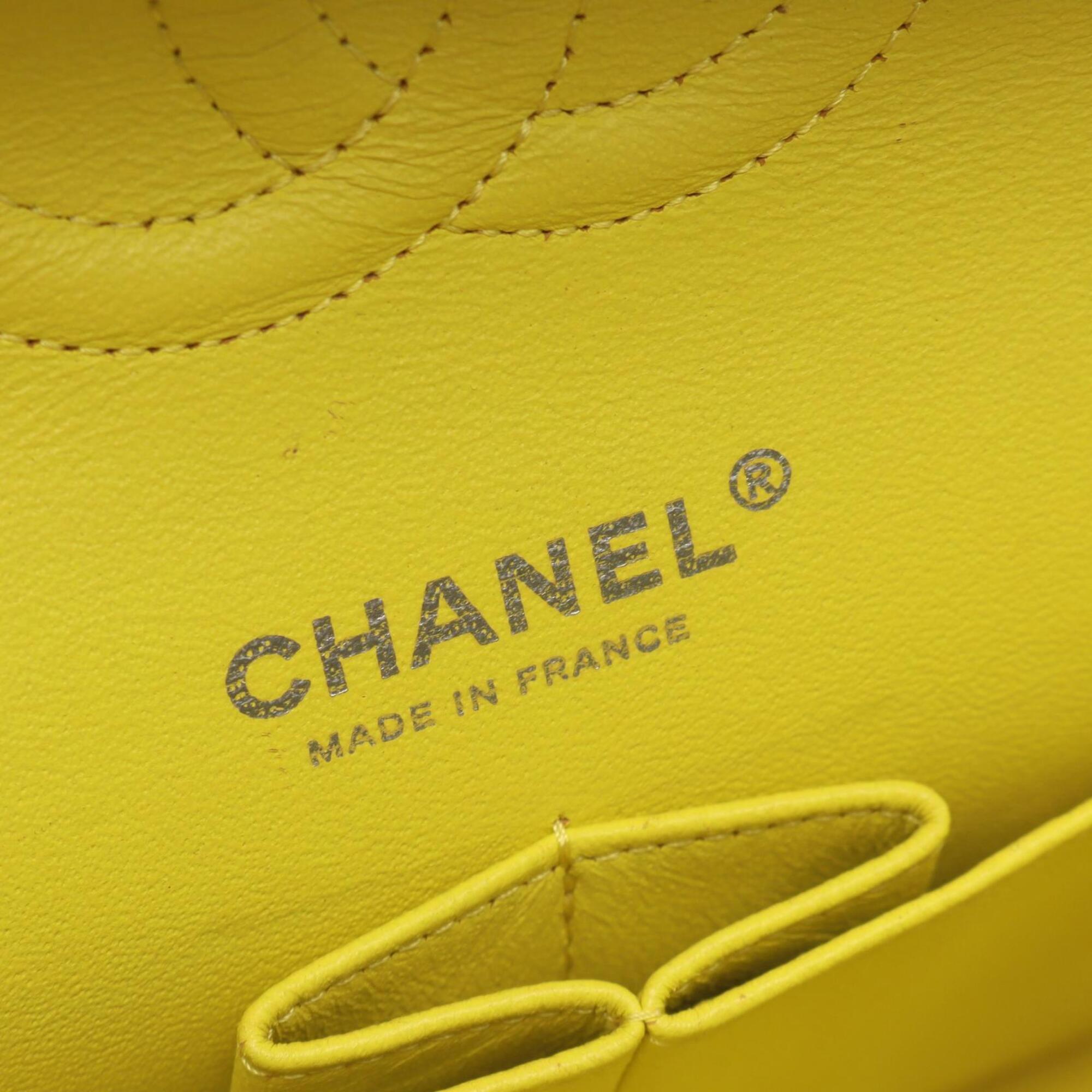 Chanel Yellow Fabric Handbag Shoulder Bag (Pre-Owned)
