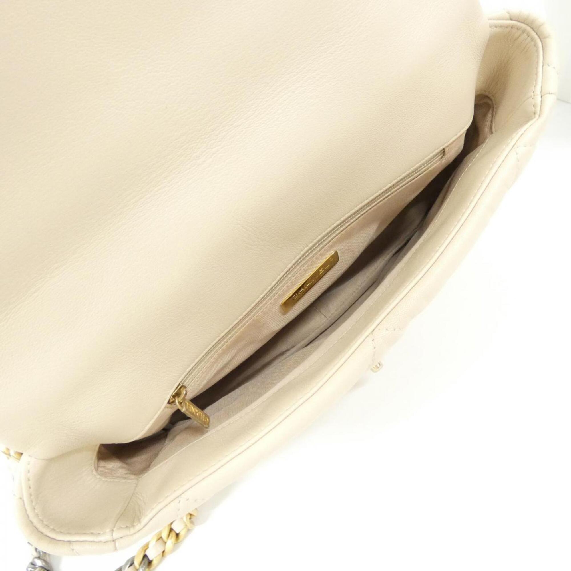 Chanel Beige Leather Shoulder Bag (Pre-Owned)