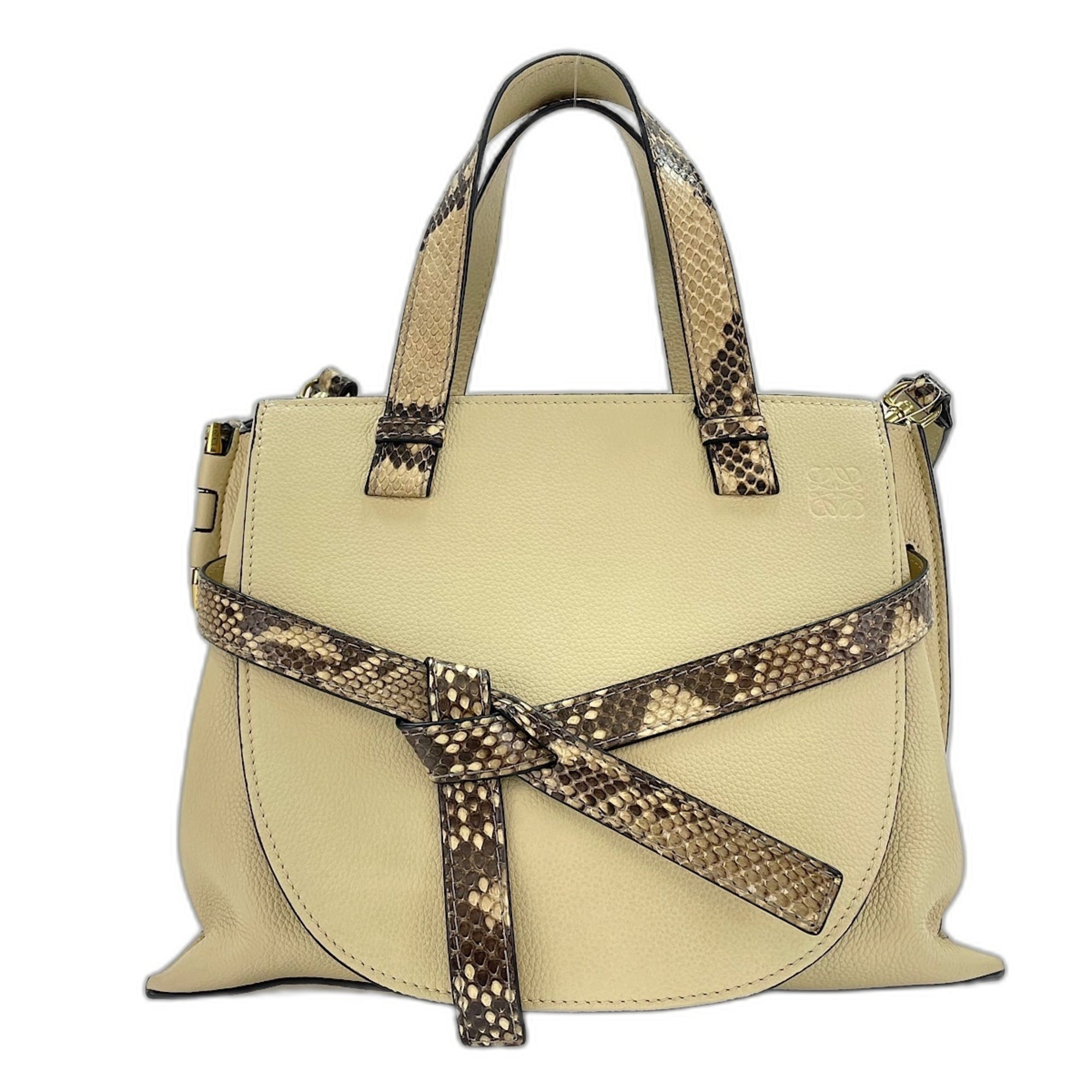 Loewe Beige Handbag (Pre-Owned)