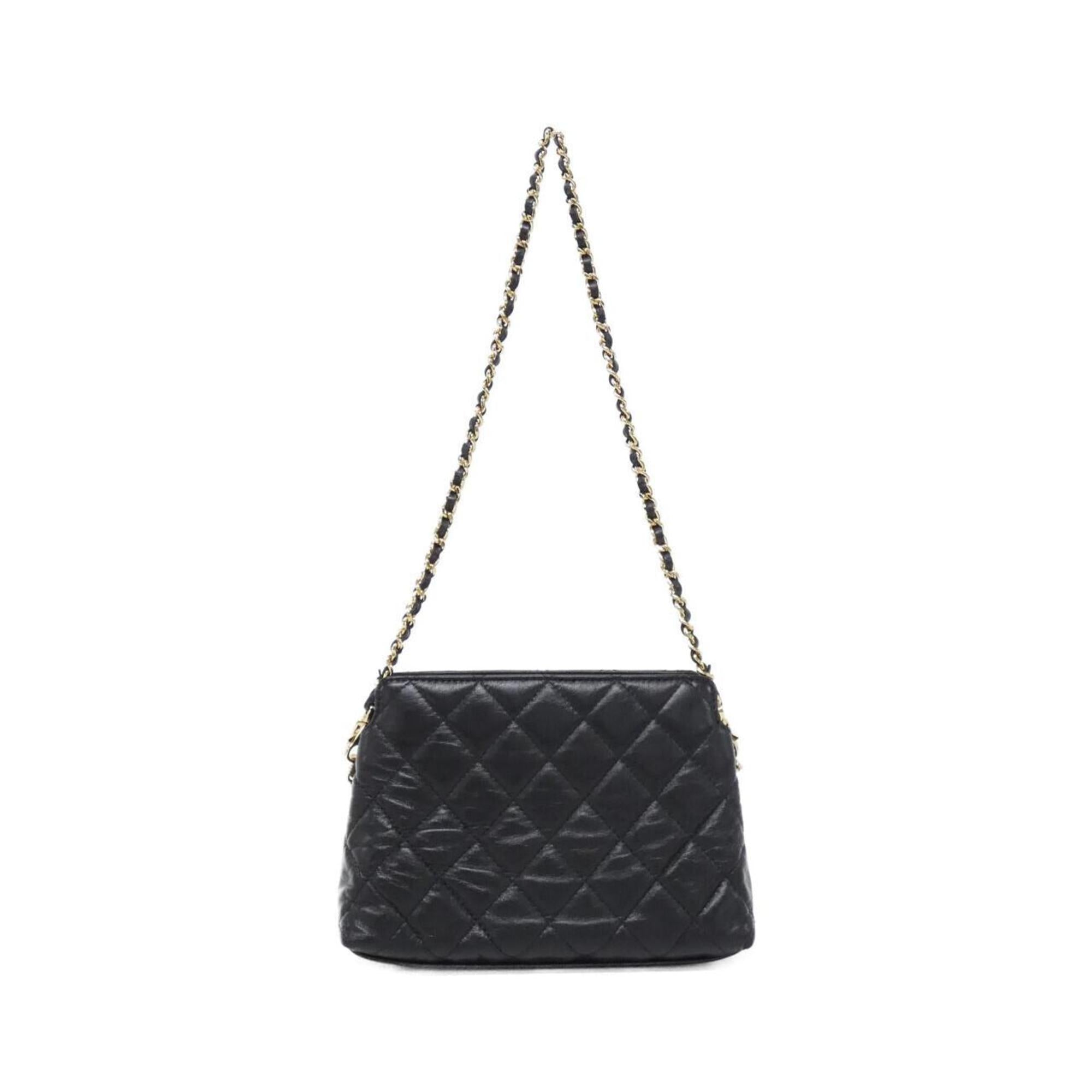 Chanel Black Leather Shoulder Bag (Pre-Owned)