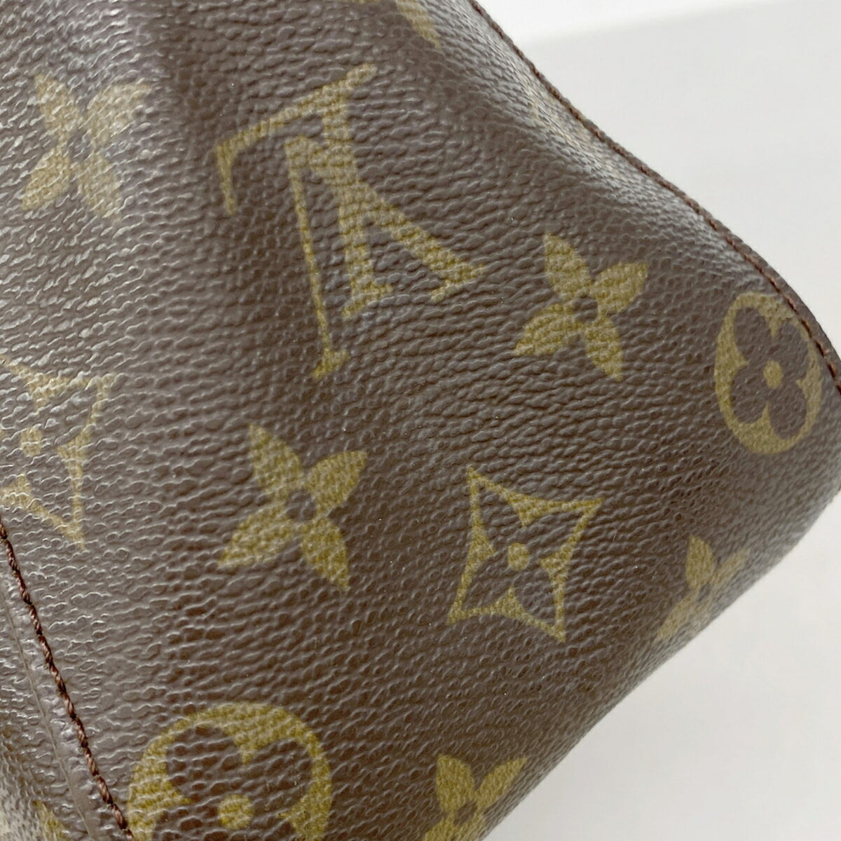 Louis Vuitton Brown Shoulder Bag (Pre-Owned)