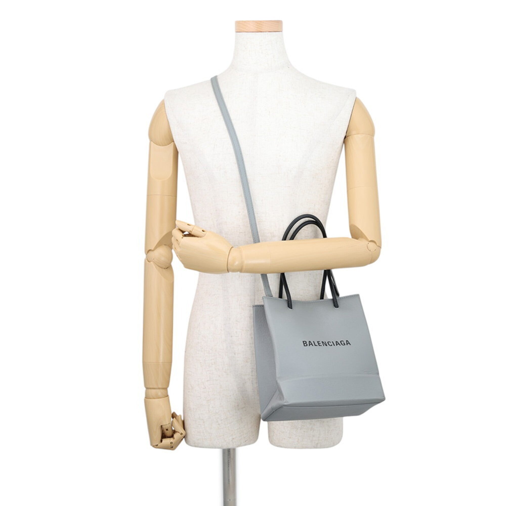 Balenciaga Gray Leather Handbag (Pre-Owned)