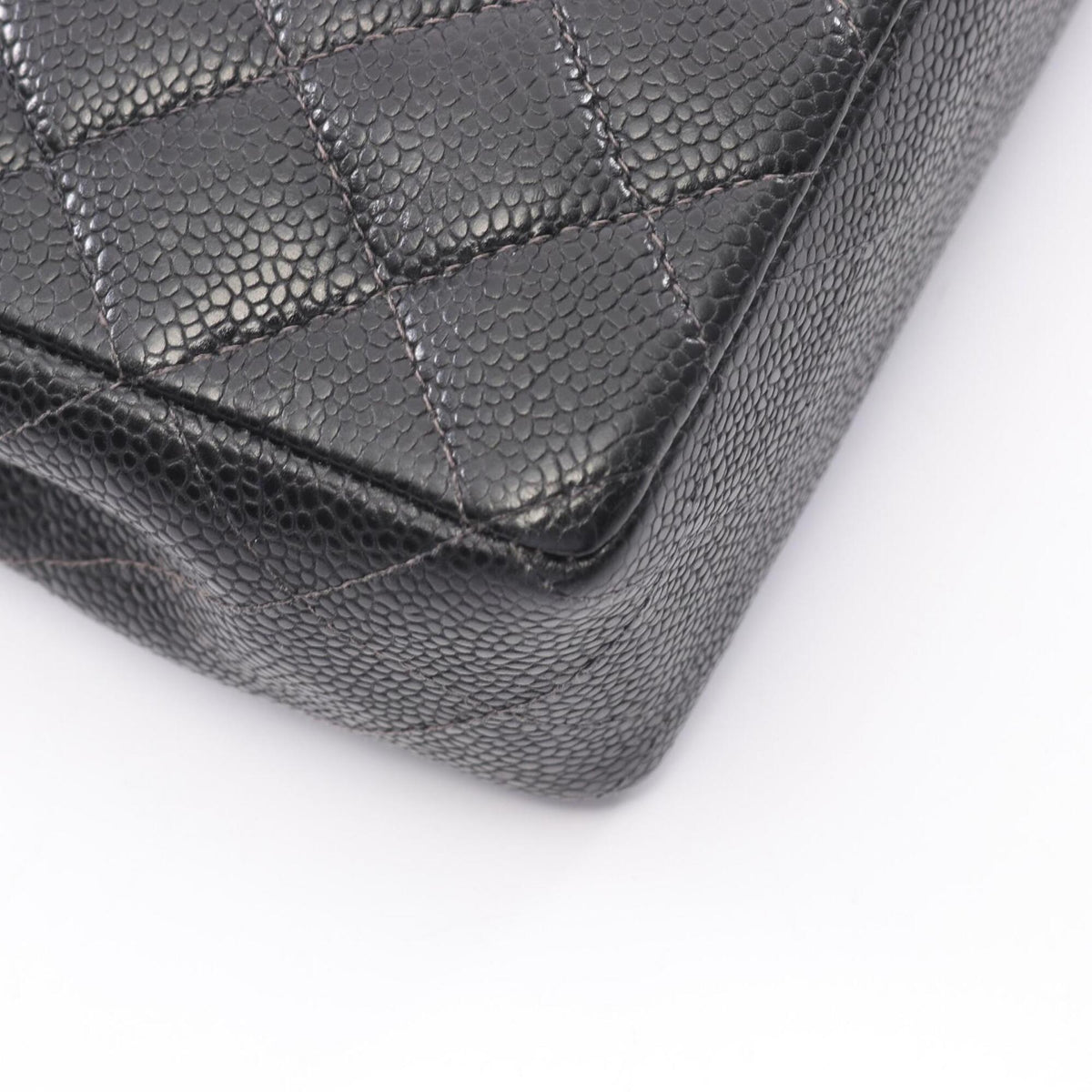 Chanel Black Grained Calfskin Handbag Shoulder Bag (Pre-Owned)