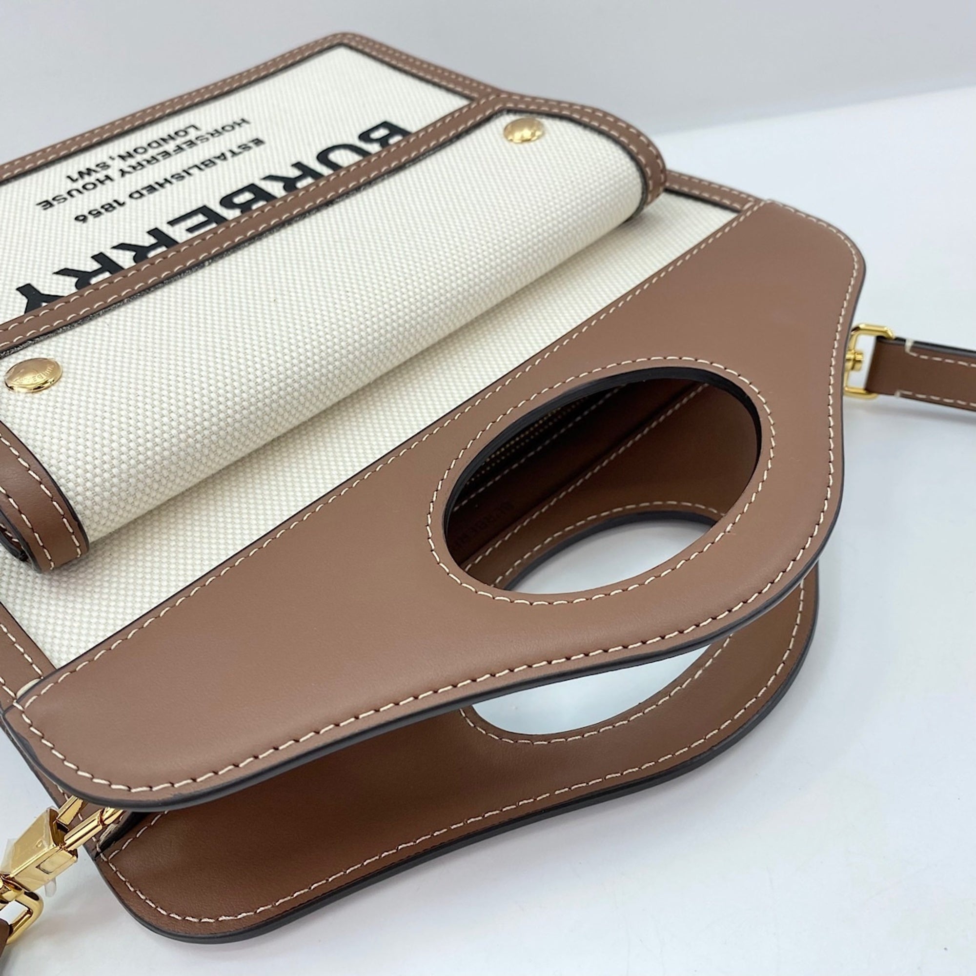 Burberry Brown Canvas Handbag (Pre-Owned)