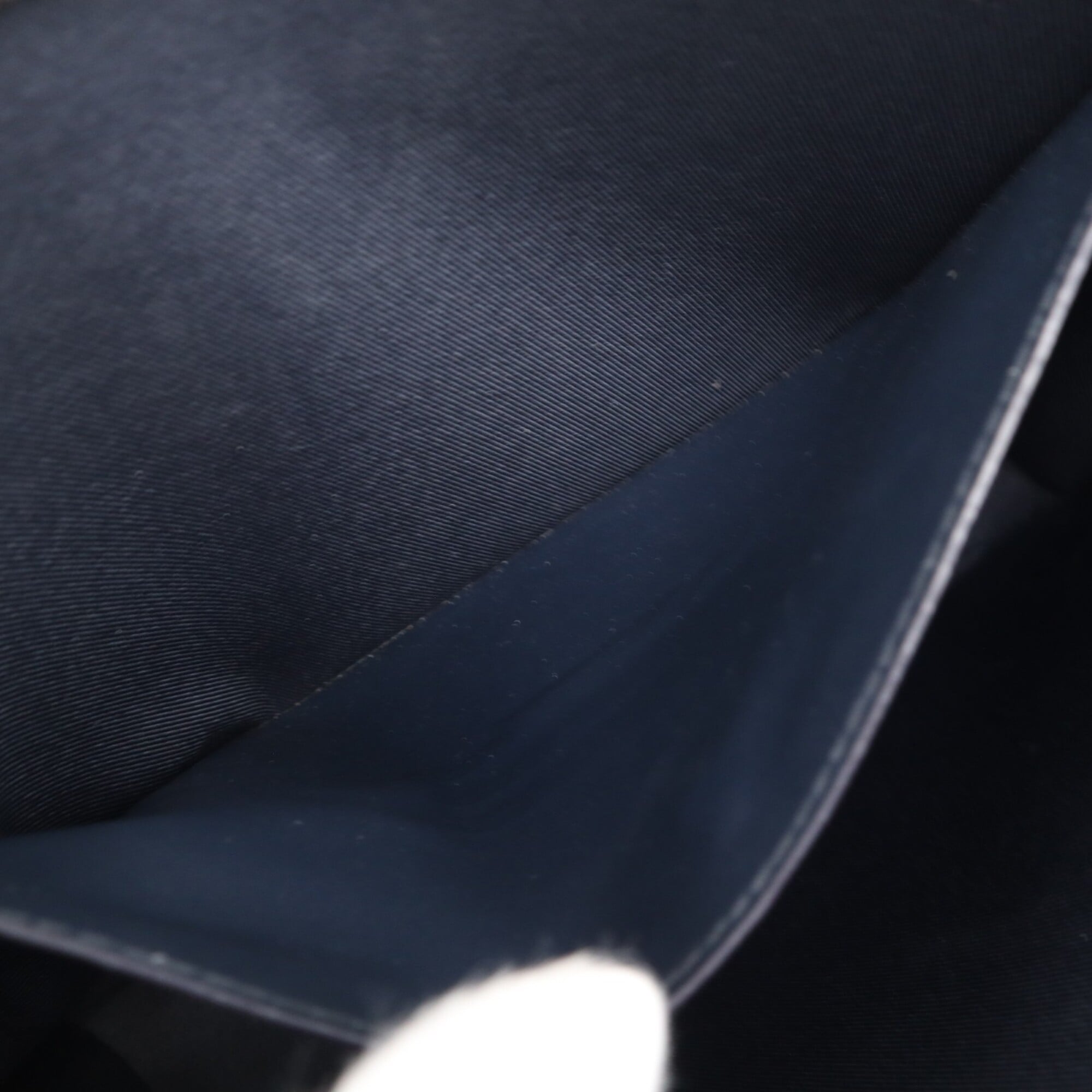 Louis Vuitton Black Navy White Leather Clutch Bag (Pre-Owned)